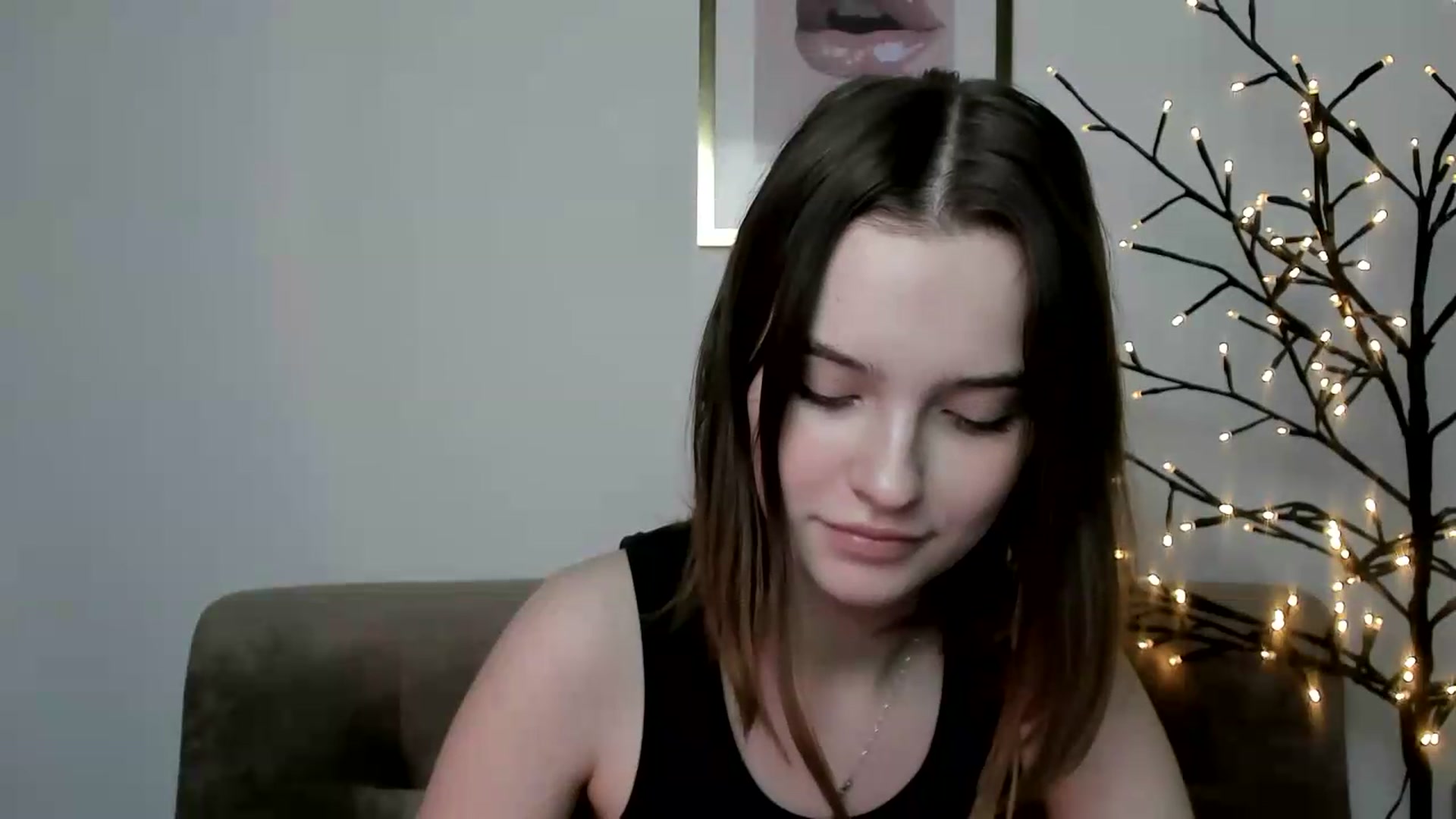 Gallery image thumbnail from KristiGant's myfreecams stream on, 06/14/2026, 13:21 image 8 of 20