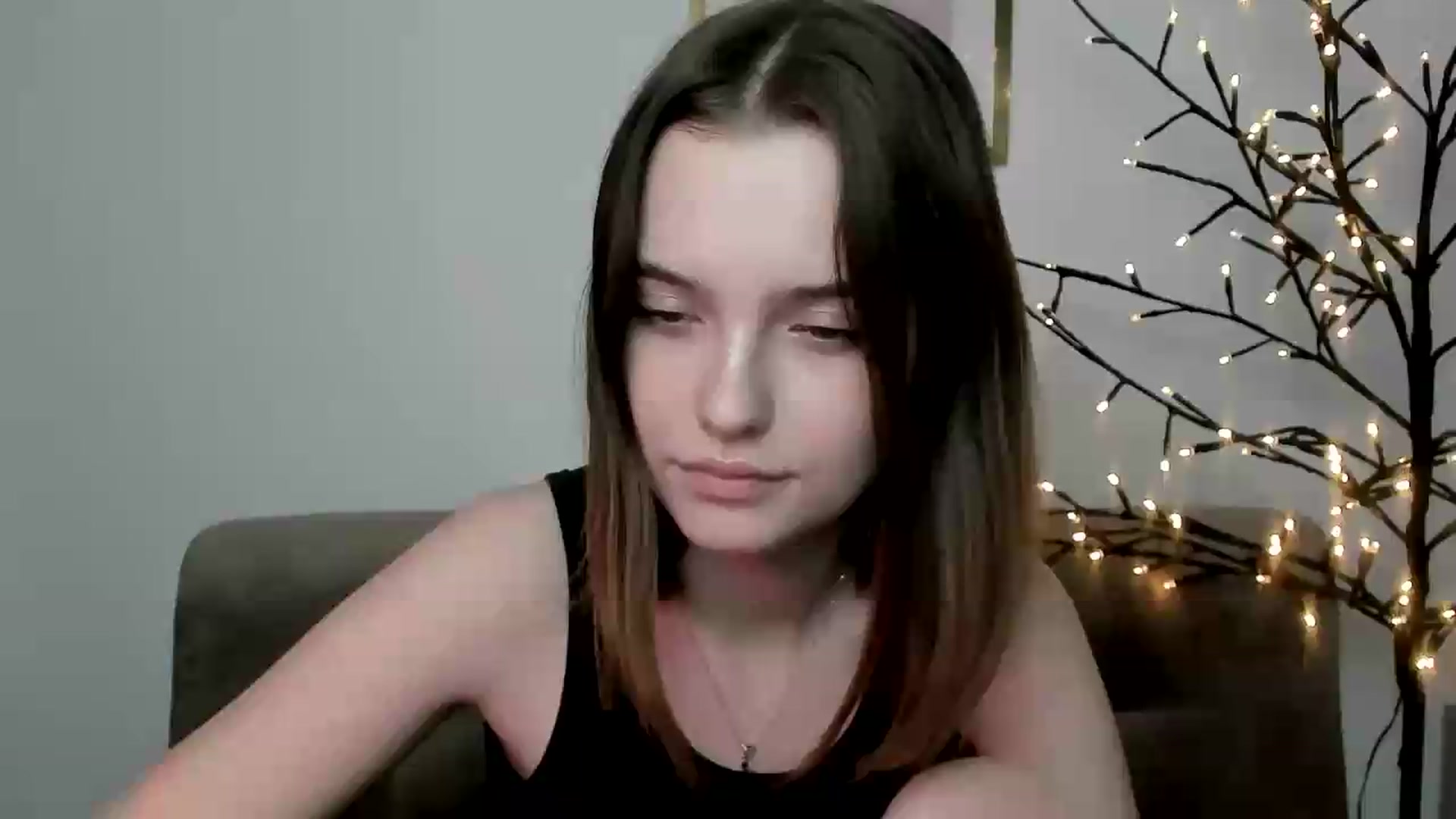 Gallery image thumbnail from KristiGant's myfreecams stream on, 06/14/2026, 13:21 image 15 of 20