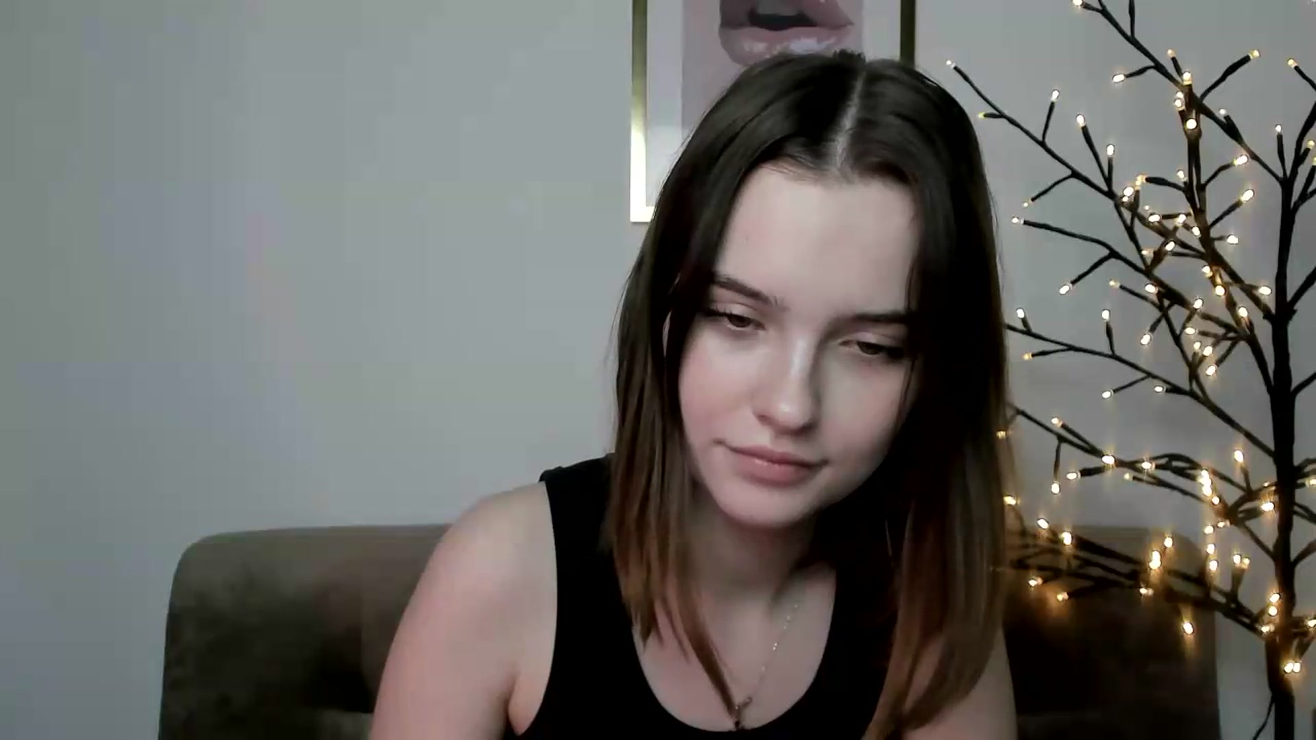 Gallery image thumbnail from KristiGant's myfreecams stream on, 06/14/2026, 13:21 image 10 of 20