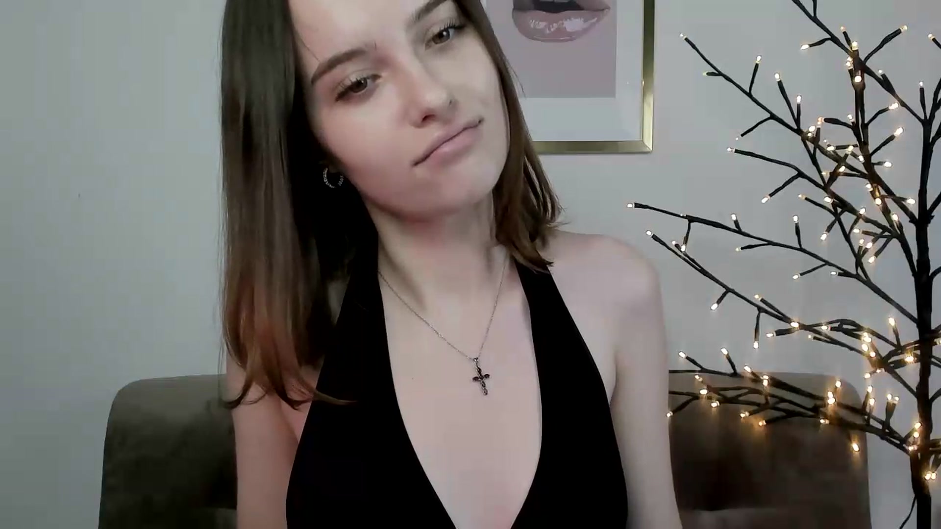 Gallery image thumbnail from KristiGant's myfreecams stream on, 06/15/2026, 14:33 image 5 of 20