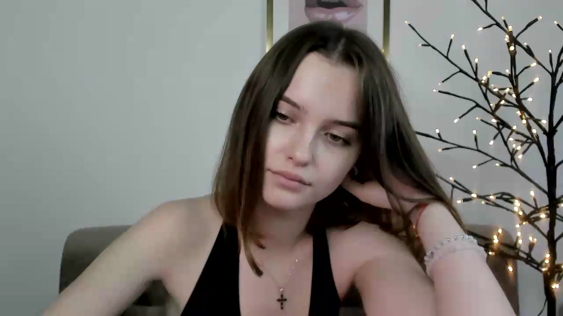Gallery image thumbnail from KristiGant's myfreecams stream on, 06/15/2026, 14:33 image 2 of 20