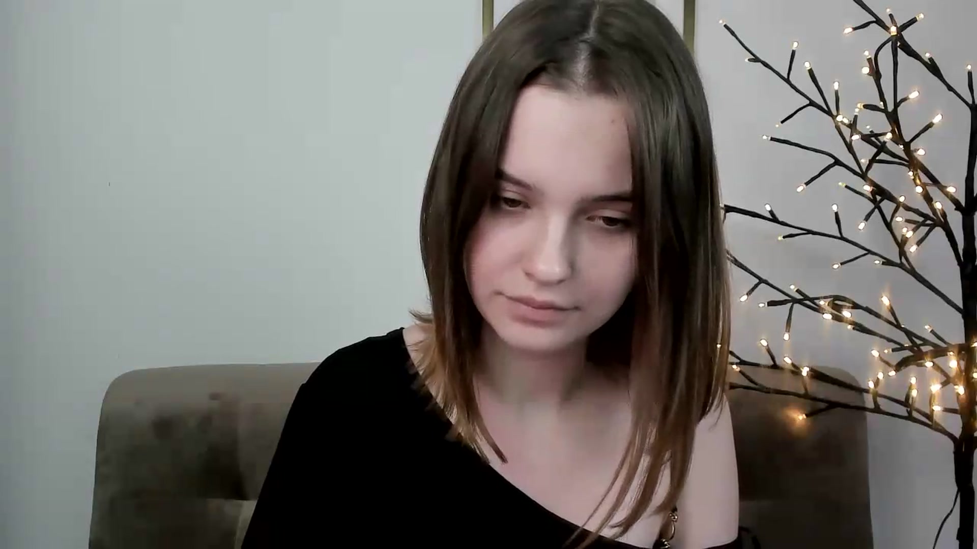 Gallery image thumbnail from KristiGant's myfreecams stream on, 06/19/2026, 13:52 image 2 of 20