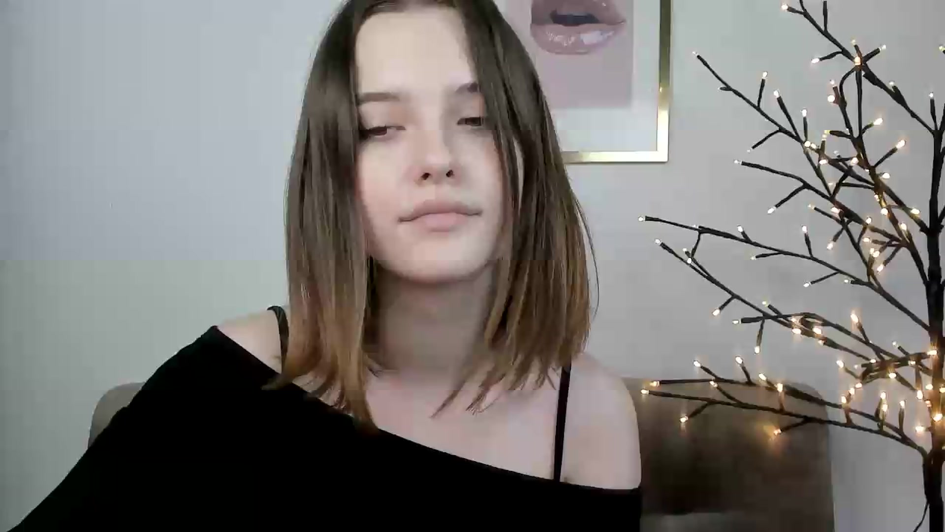 Gallery image thumbnail from KristiGant's myfreecams stream on, 06/19/2026, 14:40 image 1 of 20