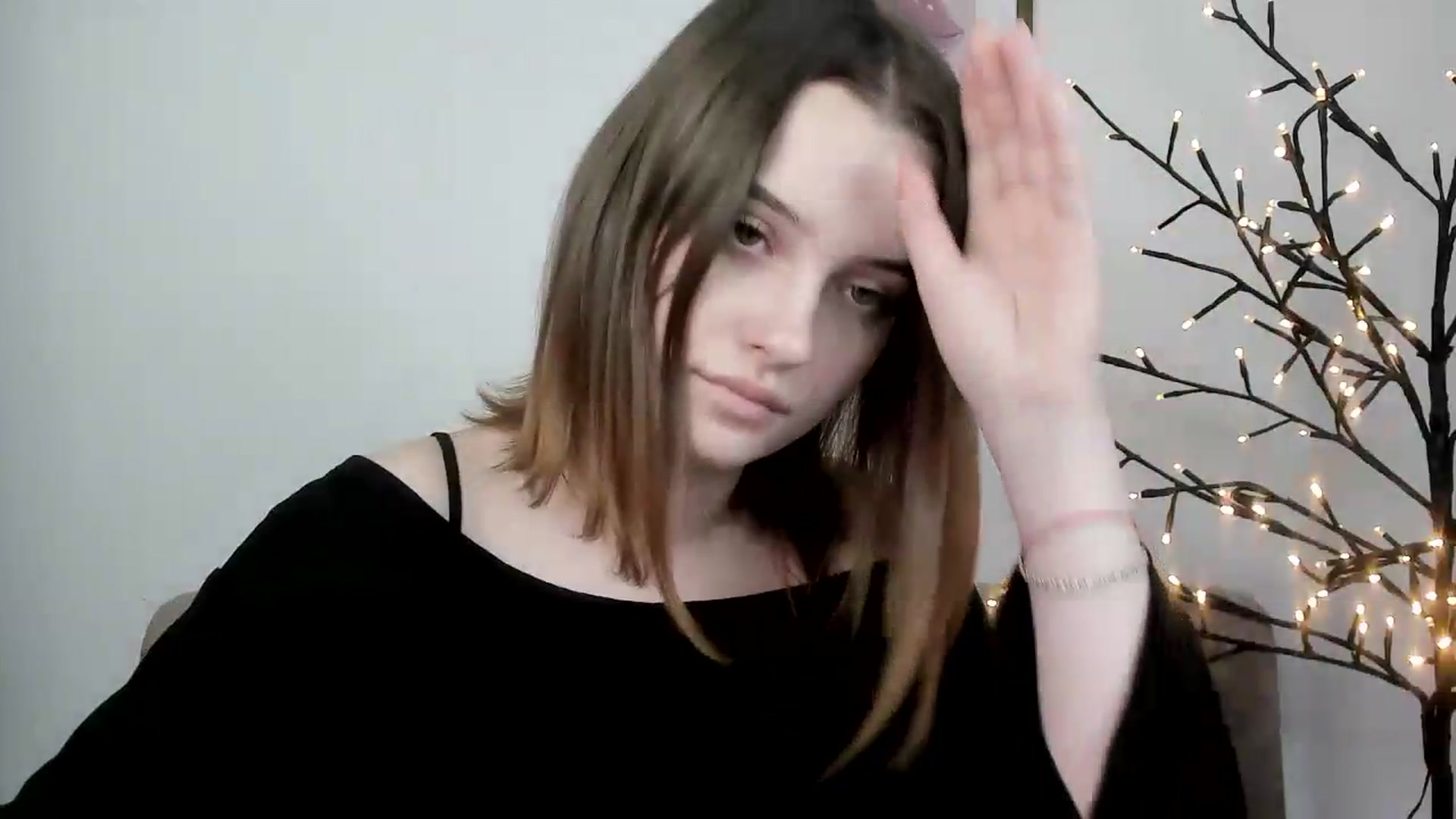 Gallery image thumbnail from KristiGant's myfreecams stream on, 06/19/2026, 14:40 image 3 of 20