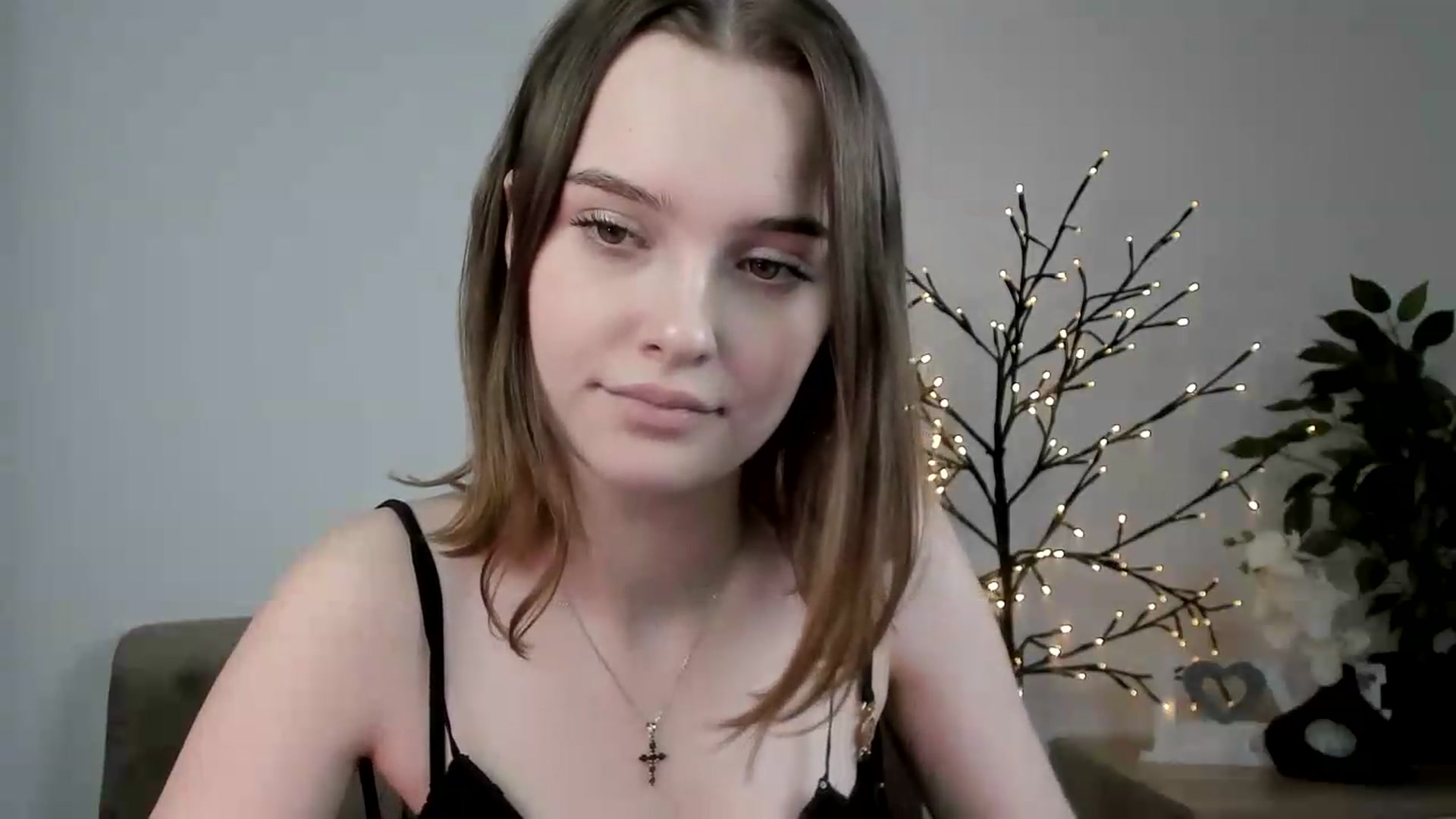 Gallery image thumbnail from KristiGant's myfreecams stream on, 06/20/2026, 13:53 image 4 of 20