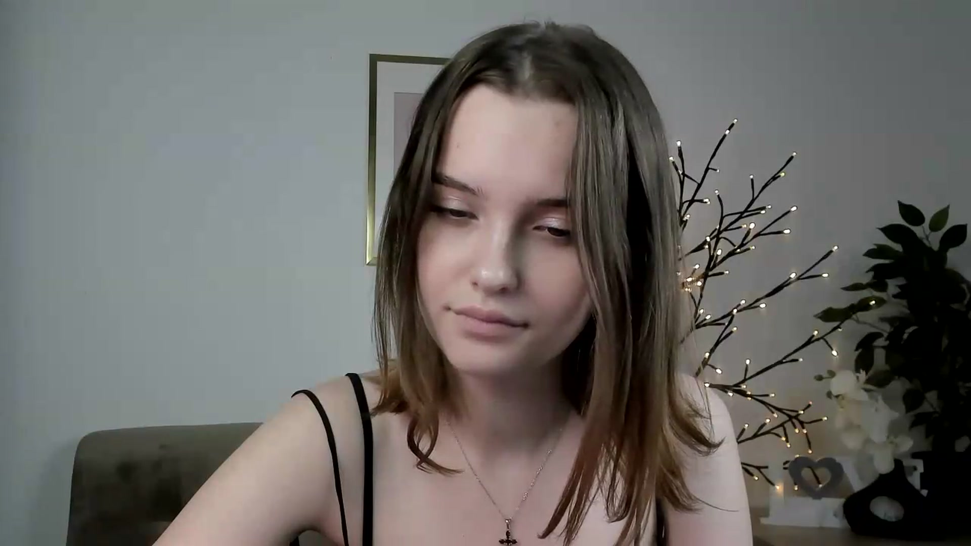 Gallery image thumbnail from KristiGant's myfreecams stream on, 06/20/2026, 15:26 image 18 of 20
