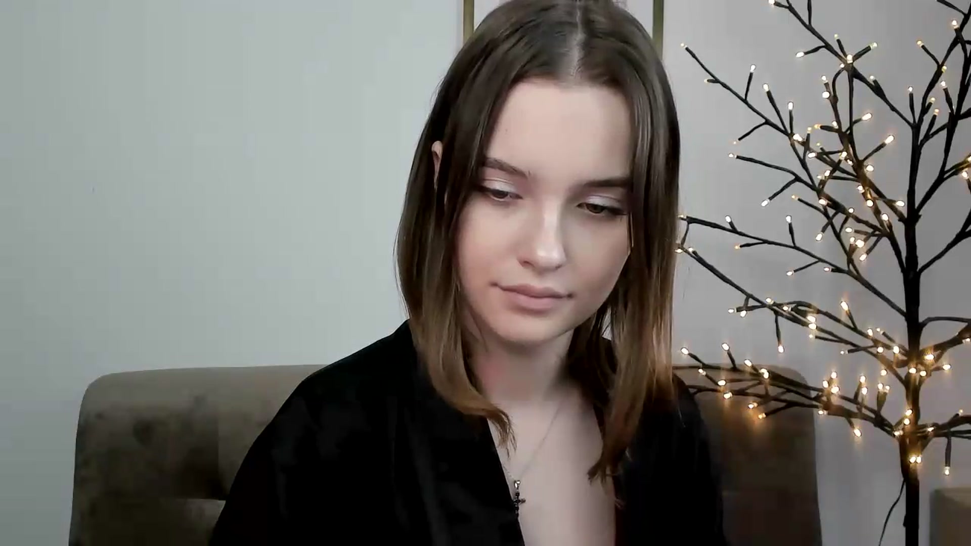 Gallery image thumbnail from KristiGant's myfreecams stream on, 06/21/2026, 13:20 image 14 of 20