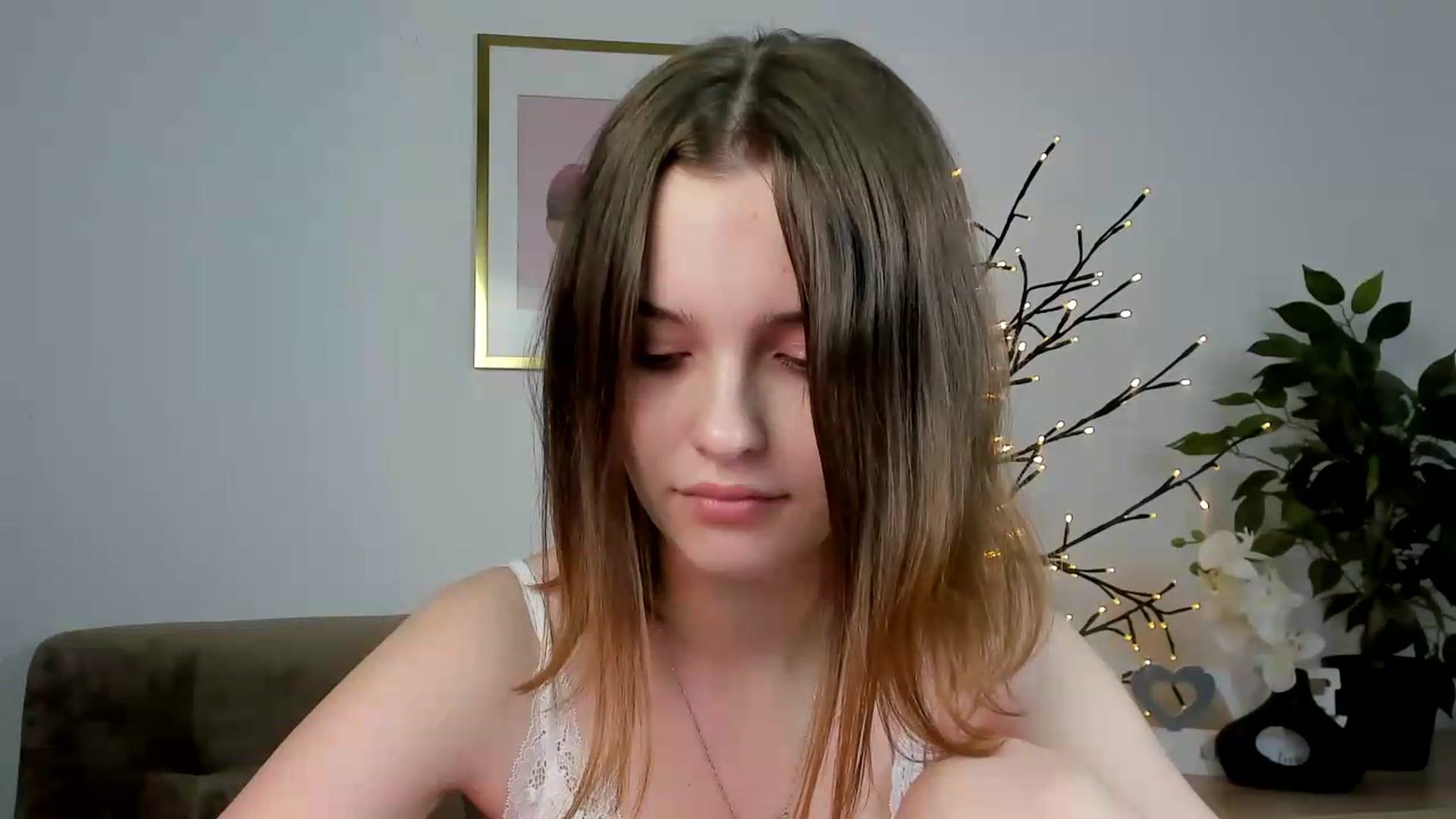 Gallery image thumbnail from KristiGant's myfreecams stream on, 06/26/2026, 12:23 image 8 of 20