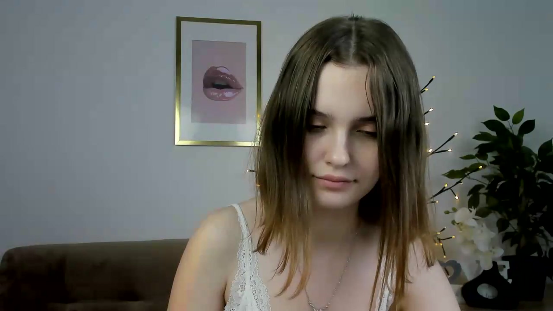 Gallery image thumbnail from KristiGant's myfreecams stream on, 06/26/2026, 13:14 image 15 of 20