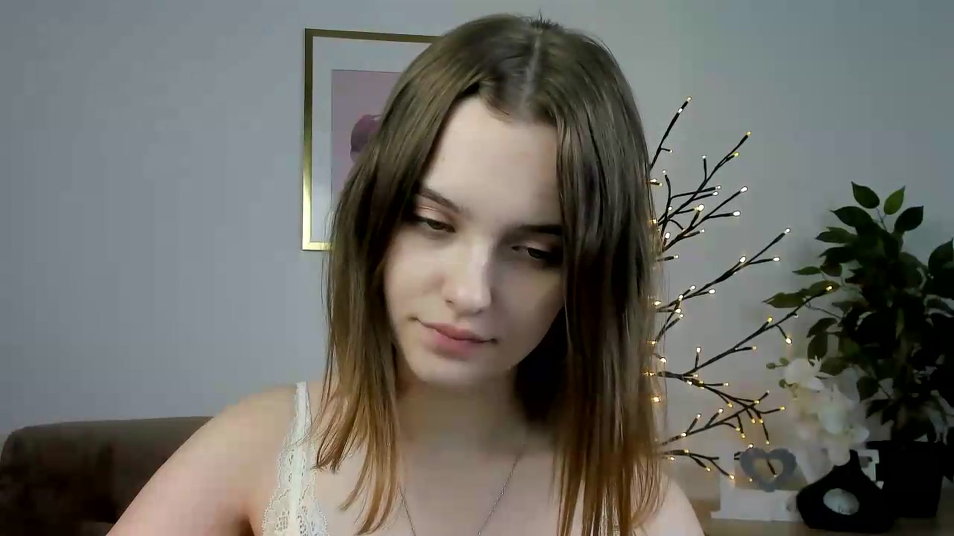 Gallery image thumbnail from KristiGant's myfreecams stream on, 06/26/2026, 13:14 image 17 of 20