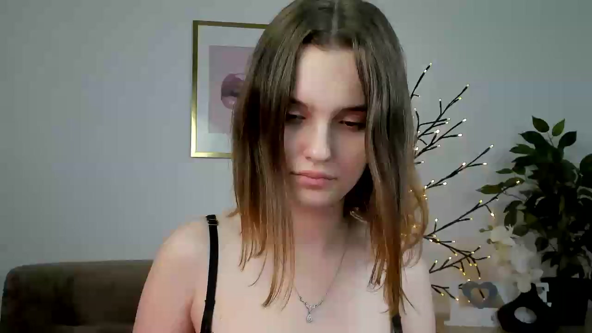 Gallery image thumbnail from KristiGant's myfreecams stream on, 06/26/2026, 16:14 image 2 of 20