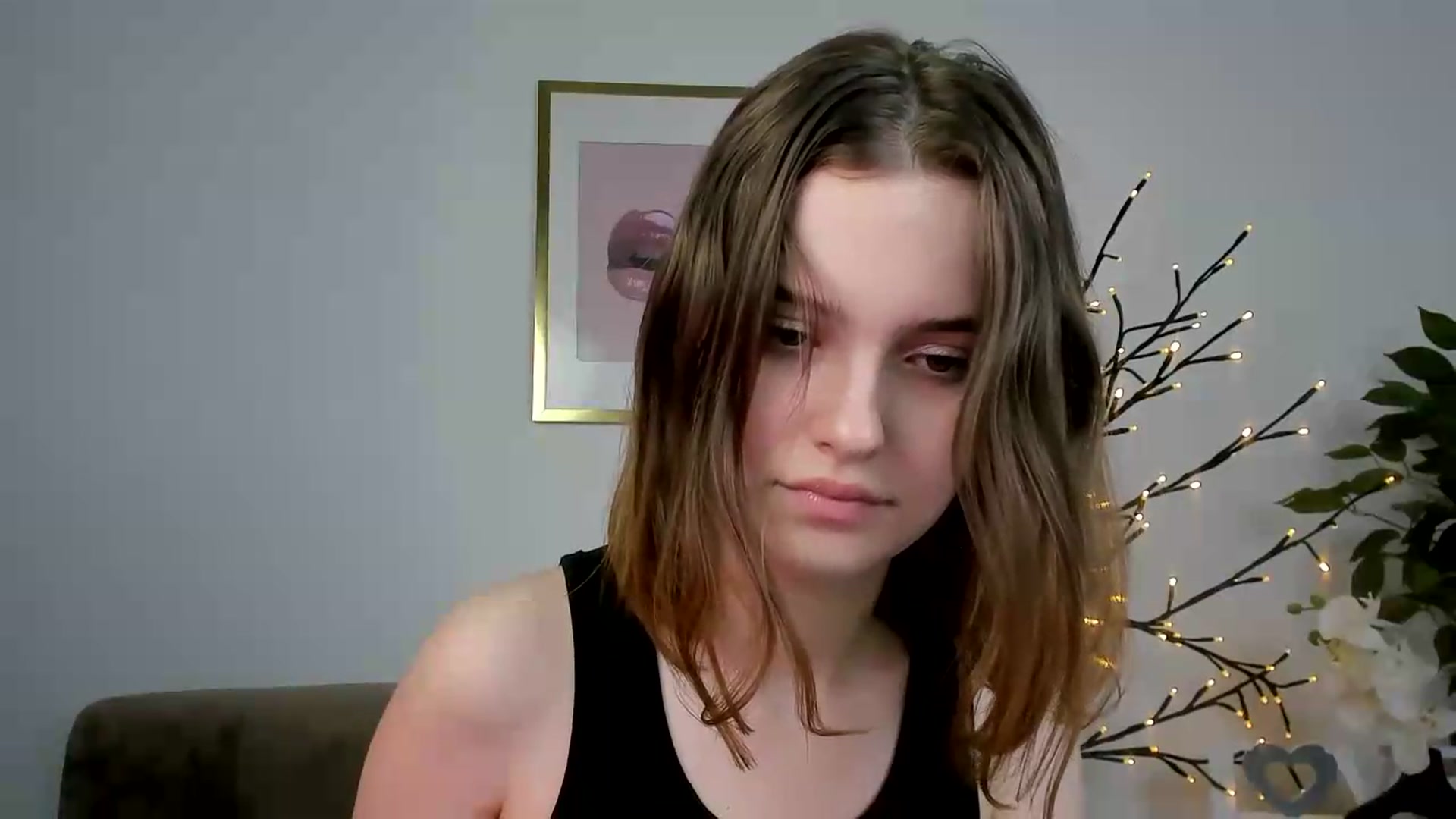 Gallery image thumbnail from KristiGant's myfreecams stream on, 06/27/2026, 12:45 image 18 of 20