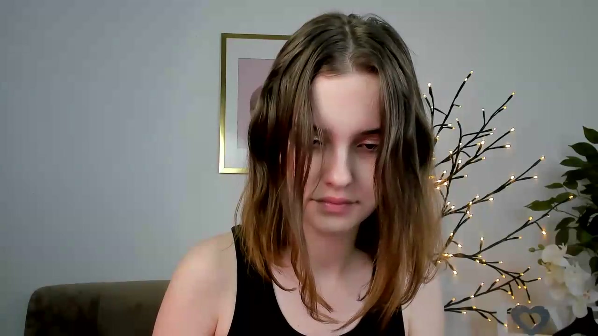 Gallery image thumbnail from KristiGant's myfreecams stream on, 06/27/2026, 12:45 image 15 of 20