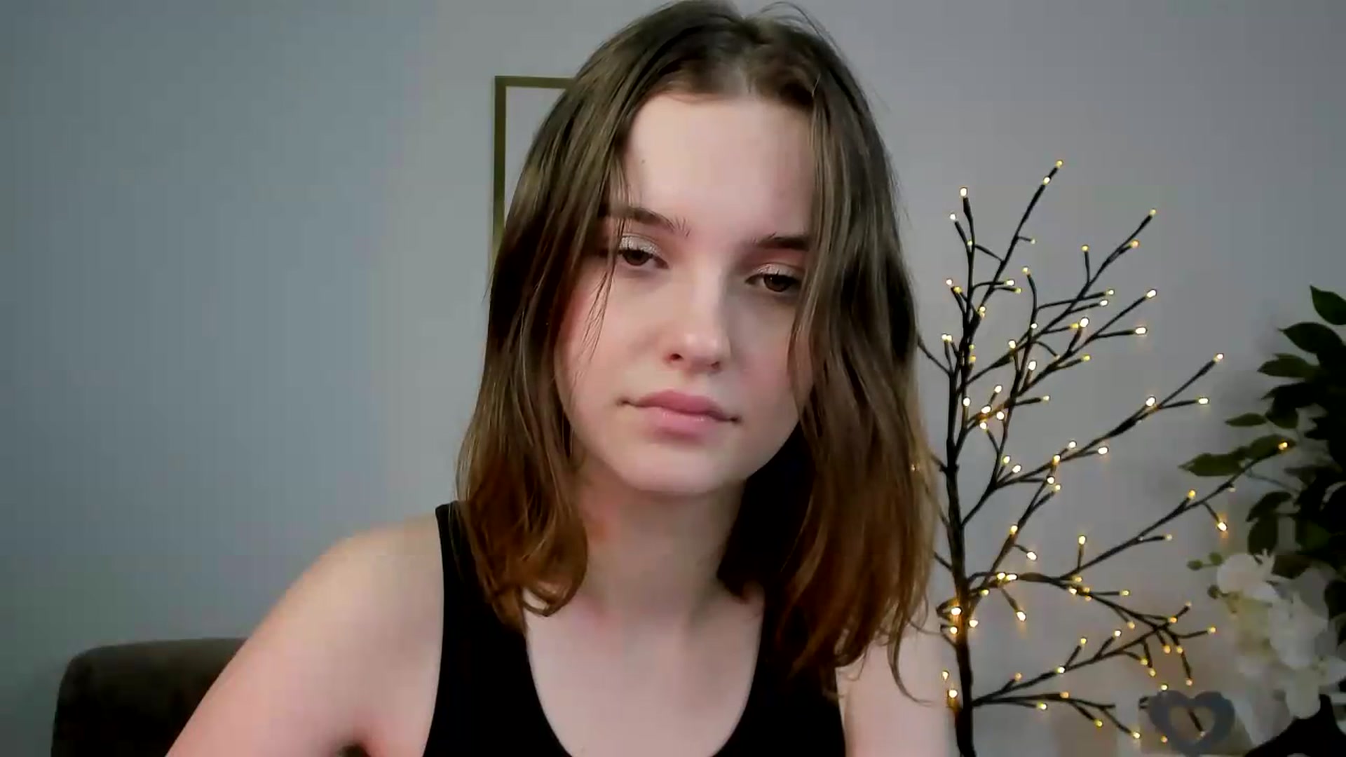 Gallery image thumbnail from KristiGant's myfreecams stream on, 06/27/2026, 12:45 image 16 of 20