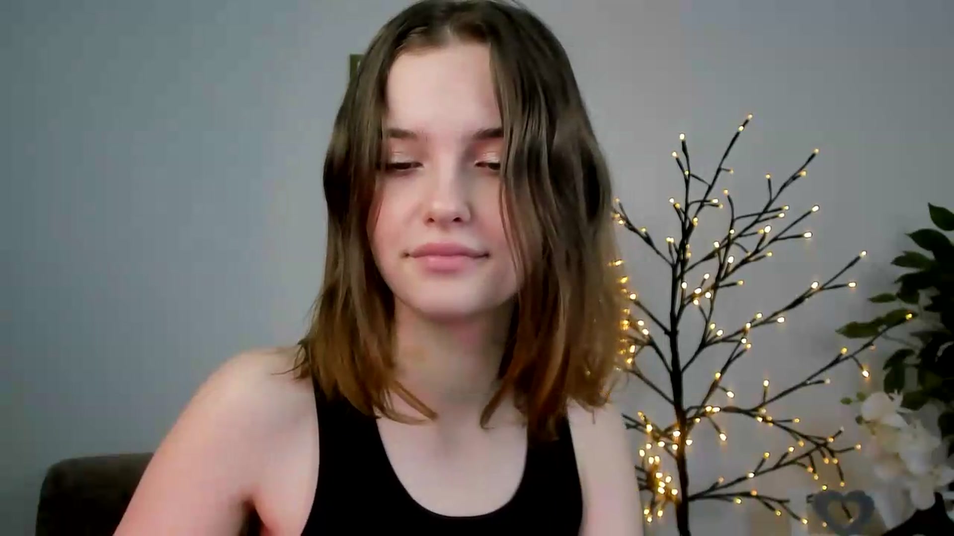Gallery image thumbnail from KristiGant's myfreecams stream on, 06/27/2026, 12:45 image 12 of 20