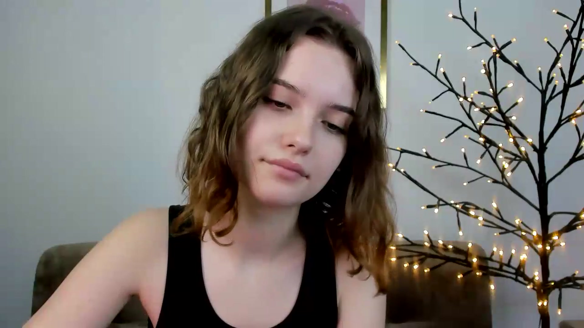 Gallery image thumbnail from KristiGant's myfreecams stream on, 06/28/2026, 13:34 image 7 of 20