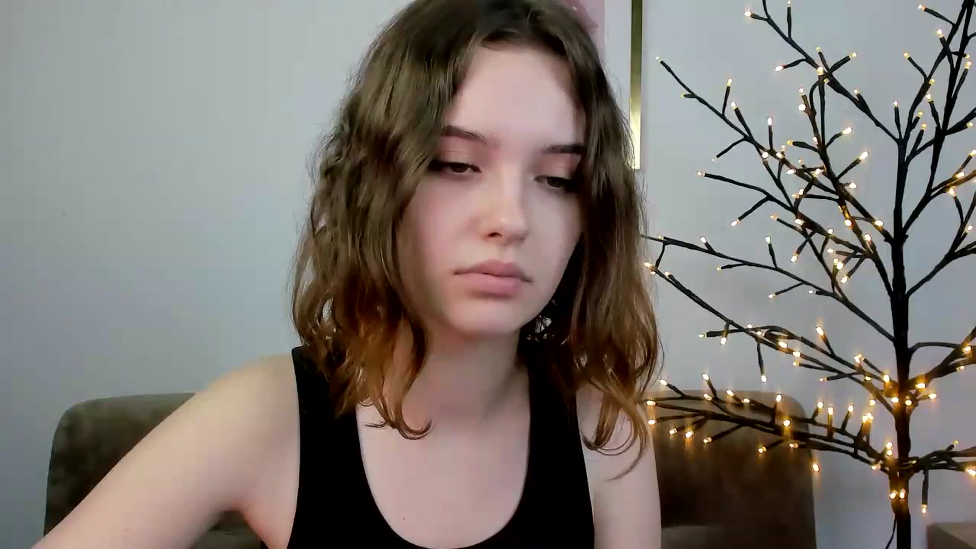 Gallery image thumbnail from KristiGant's myfreecams stream on, 06/28/2026, 13:34 image 17 of 20