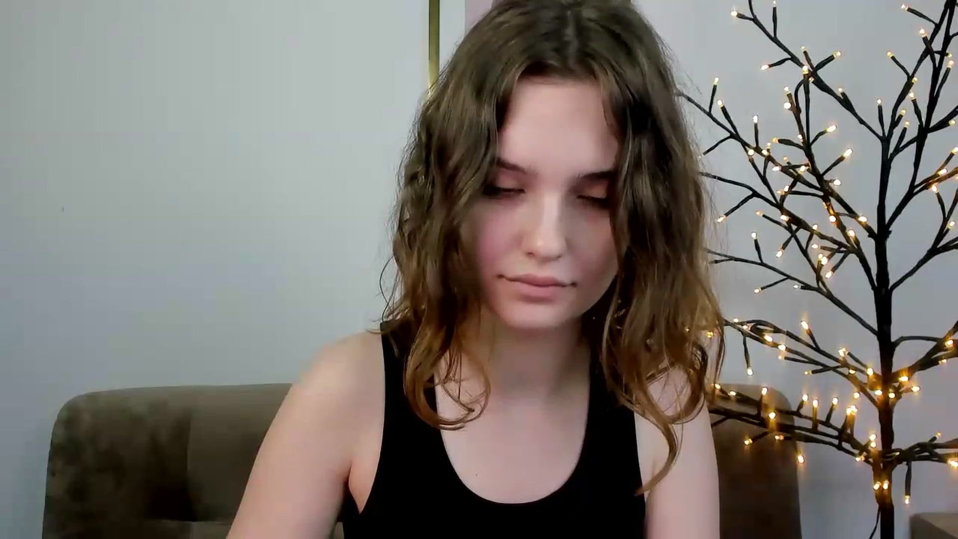 Gallery image thumbnail from KristiGant's myfreecams stream on, 06/28/2026, 13:34 image 12 of 20