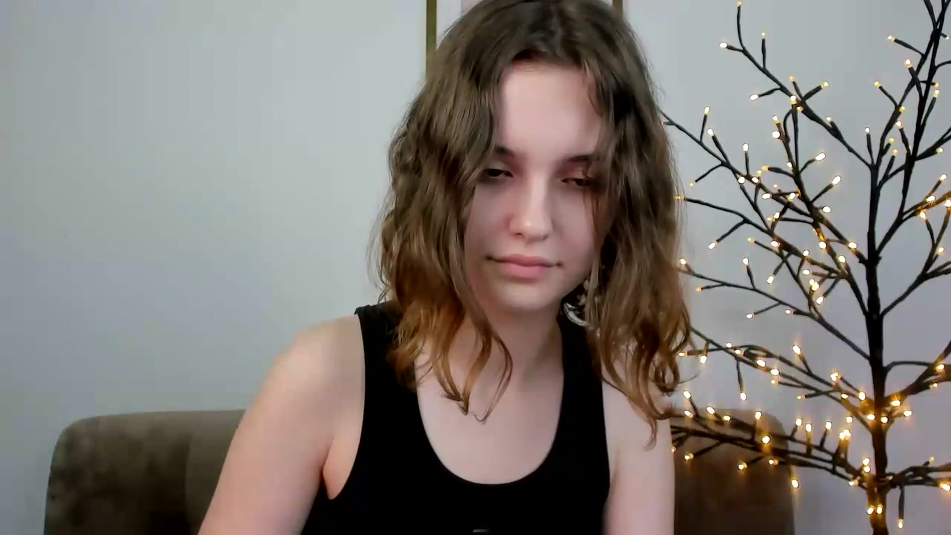 Gallery image thumbnail from KristiGant's myfreecams stream on, 06/28/2026, 13:34 image 8 of 20