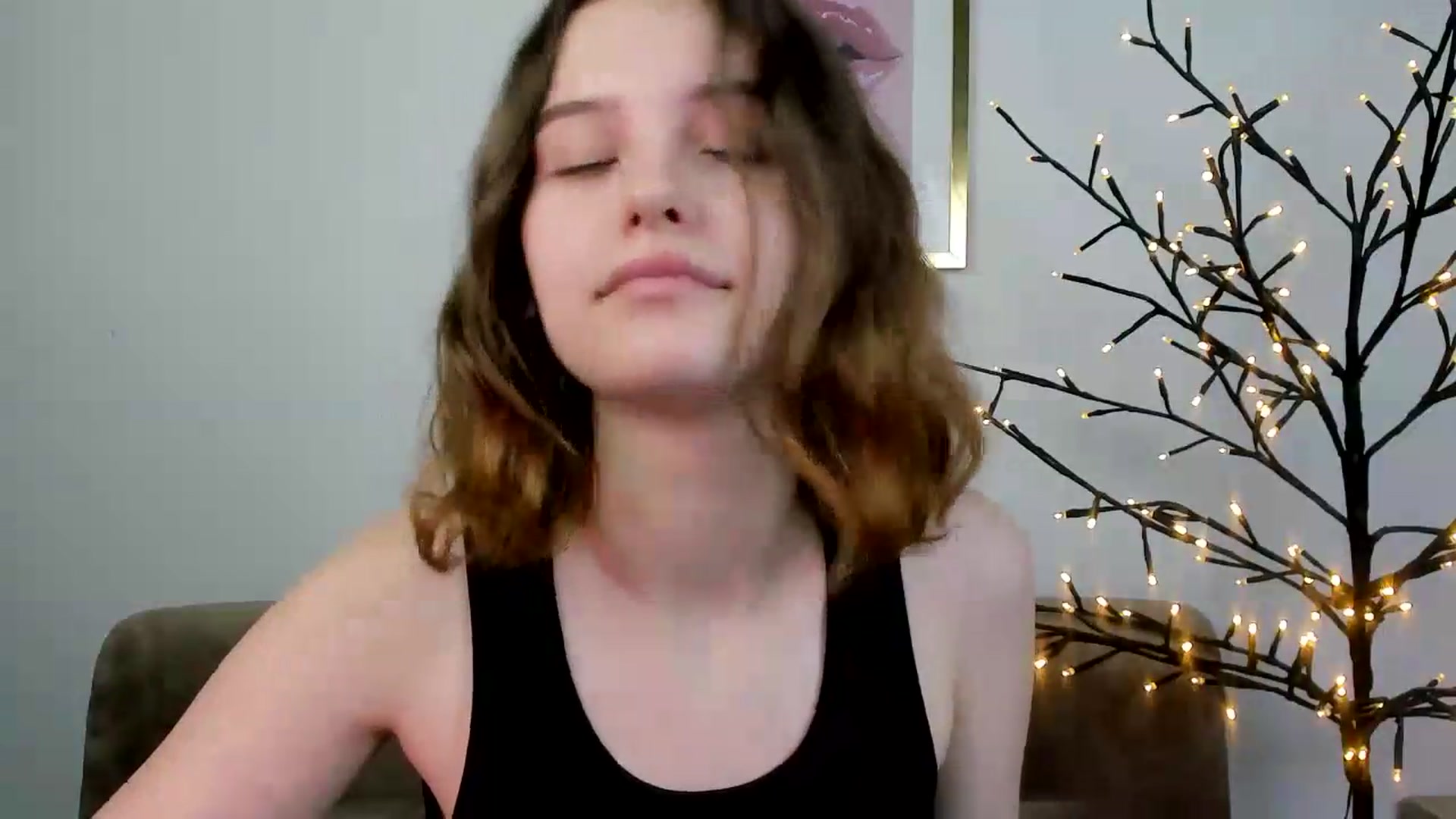 Gallery image thumbnail from KristiGant's myfreecams stream on, 06/28/2026, 13:34 image 5 of 20