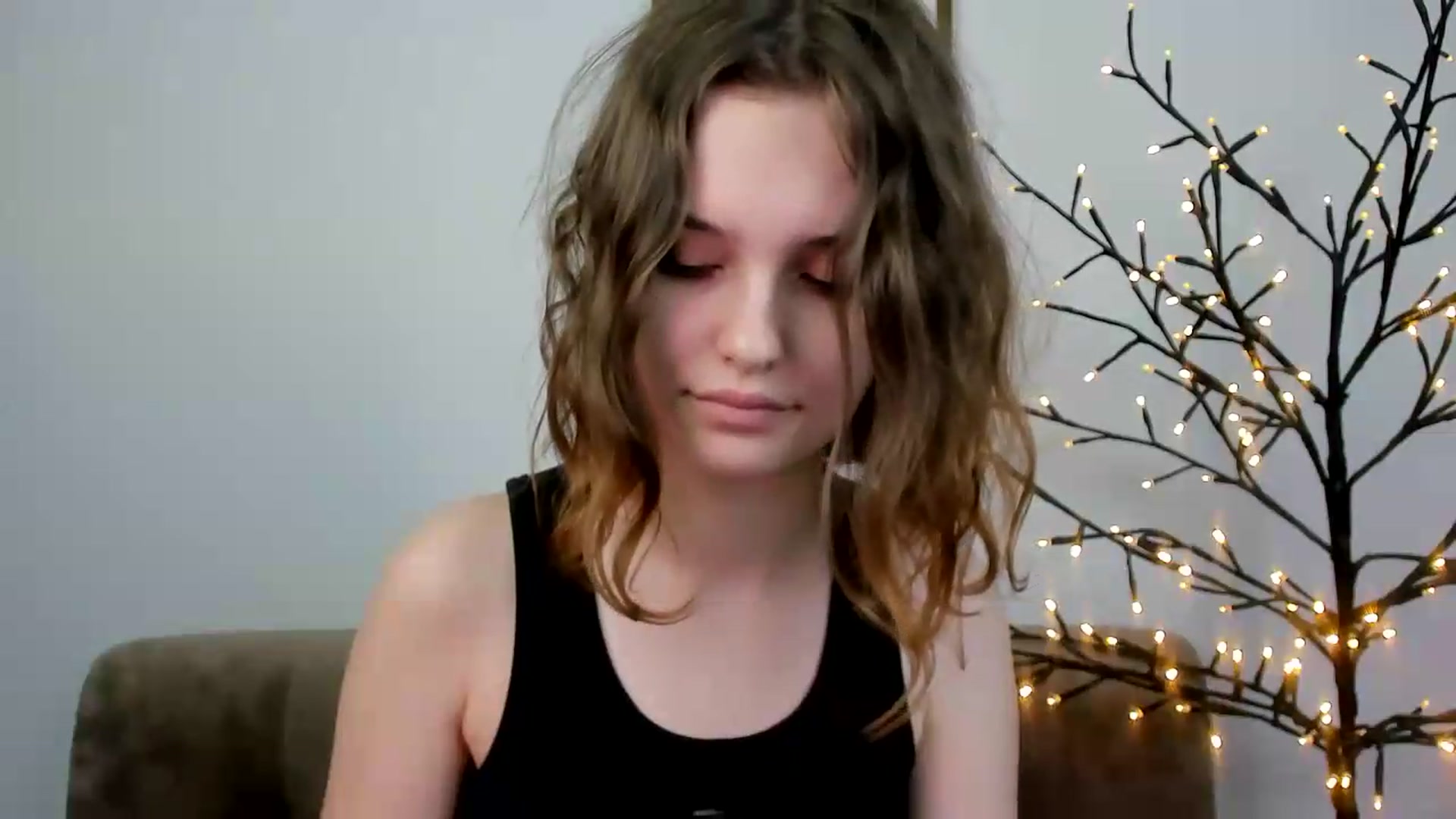 Gallery image thumbnail from KristiGant's myfreecams stream on, 06/28/2026, 13:34 image 10 of 20