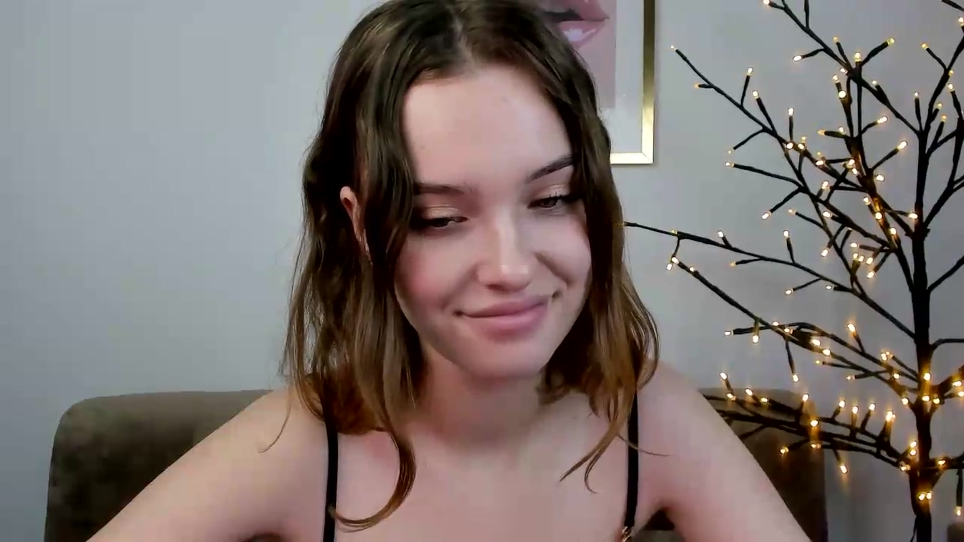 Gallery image thumbnail from KristiGant's myfreecams stream on, 06/29/2026, 12:50 image 7 of 20