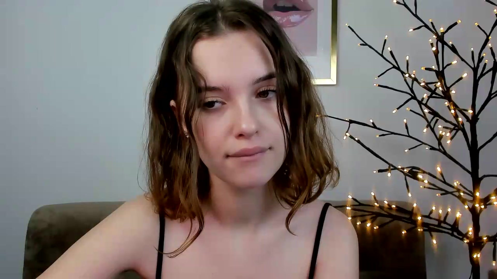 Gallery image thumbnail from KristiGant's myfreecams stream on, 06/29/2026, 12:50 image 5 of 20