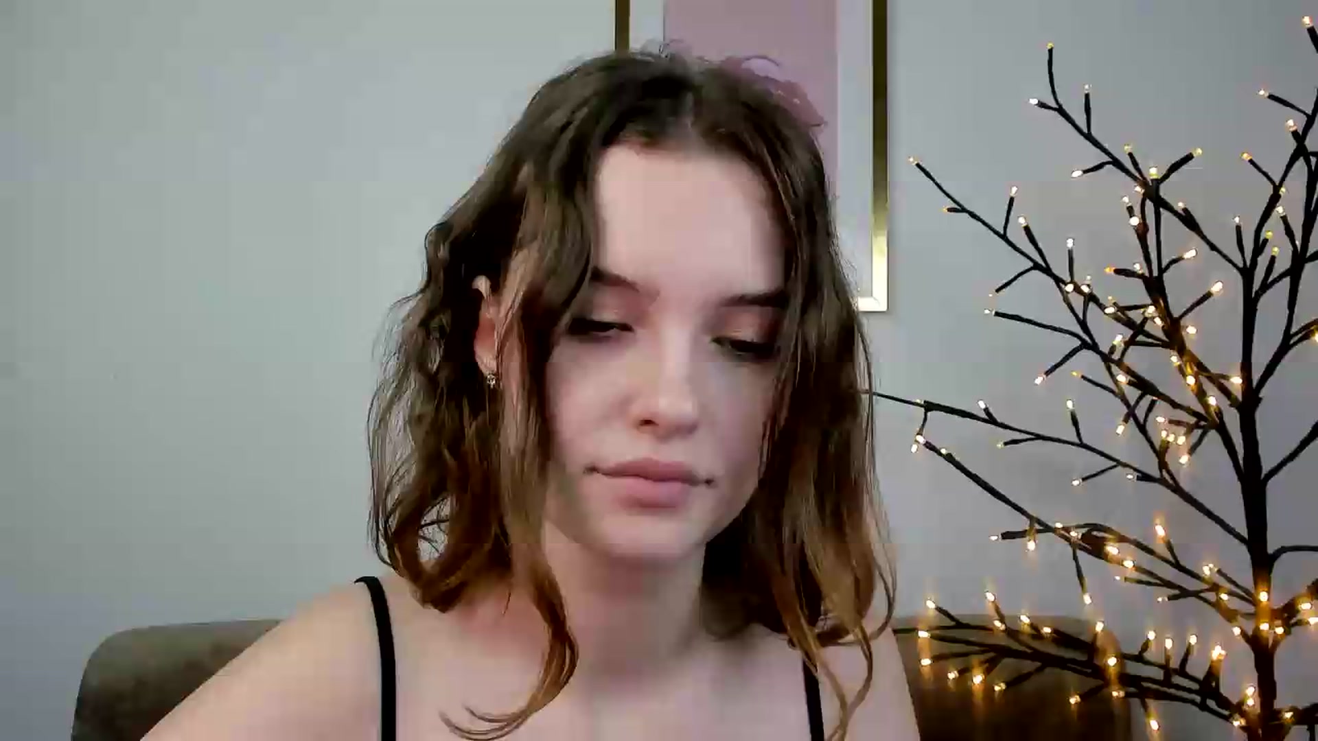Gallery image thumbnail from KristiGant's myfreecams stream on, 06/29/2026, 12:50 image 19 of 20