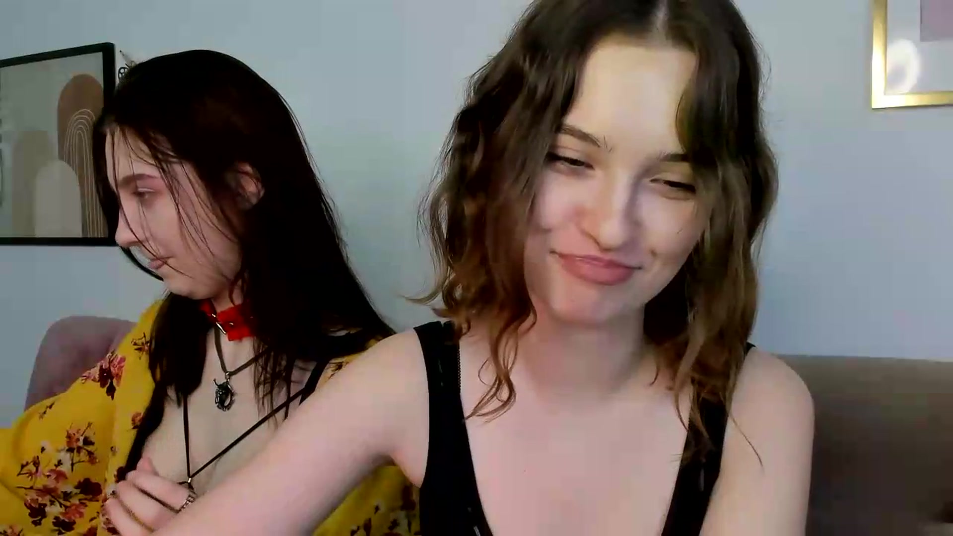 Gallery image thumbnail from KristiGant's myfreecams stream on, 06/30/2026, 16:18 image 13 of 20