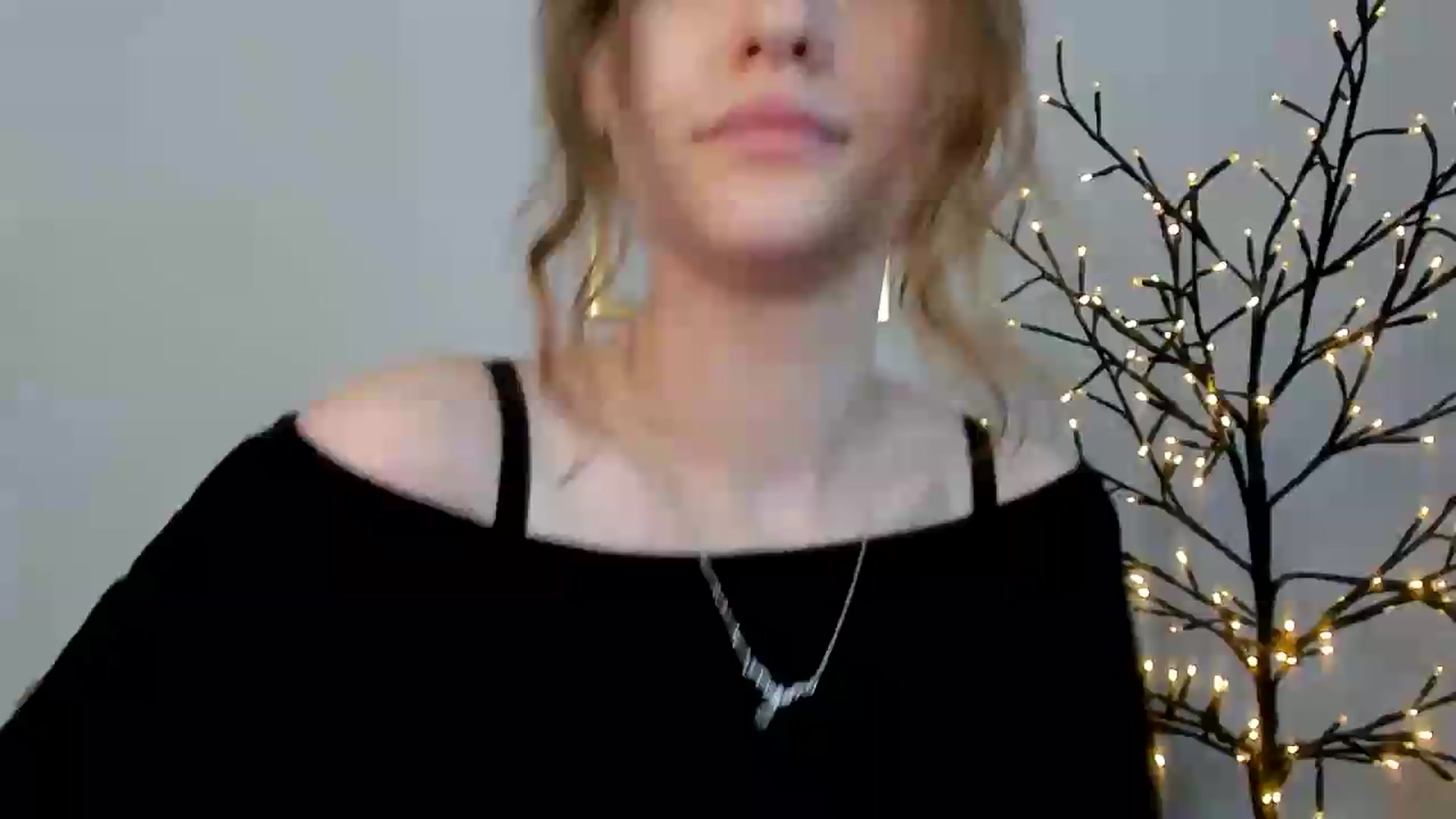 Gallery image thumbnail from KristiGant's myfreecams stream on, 07/01/2026, 13:18 image 1 of 20