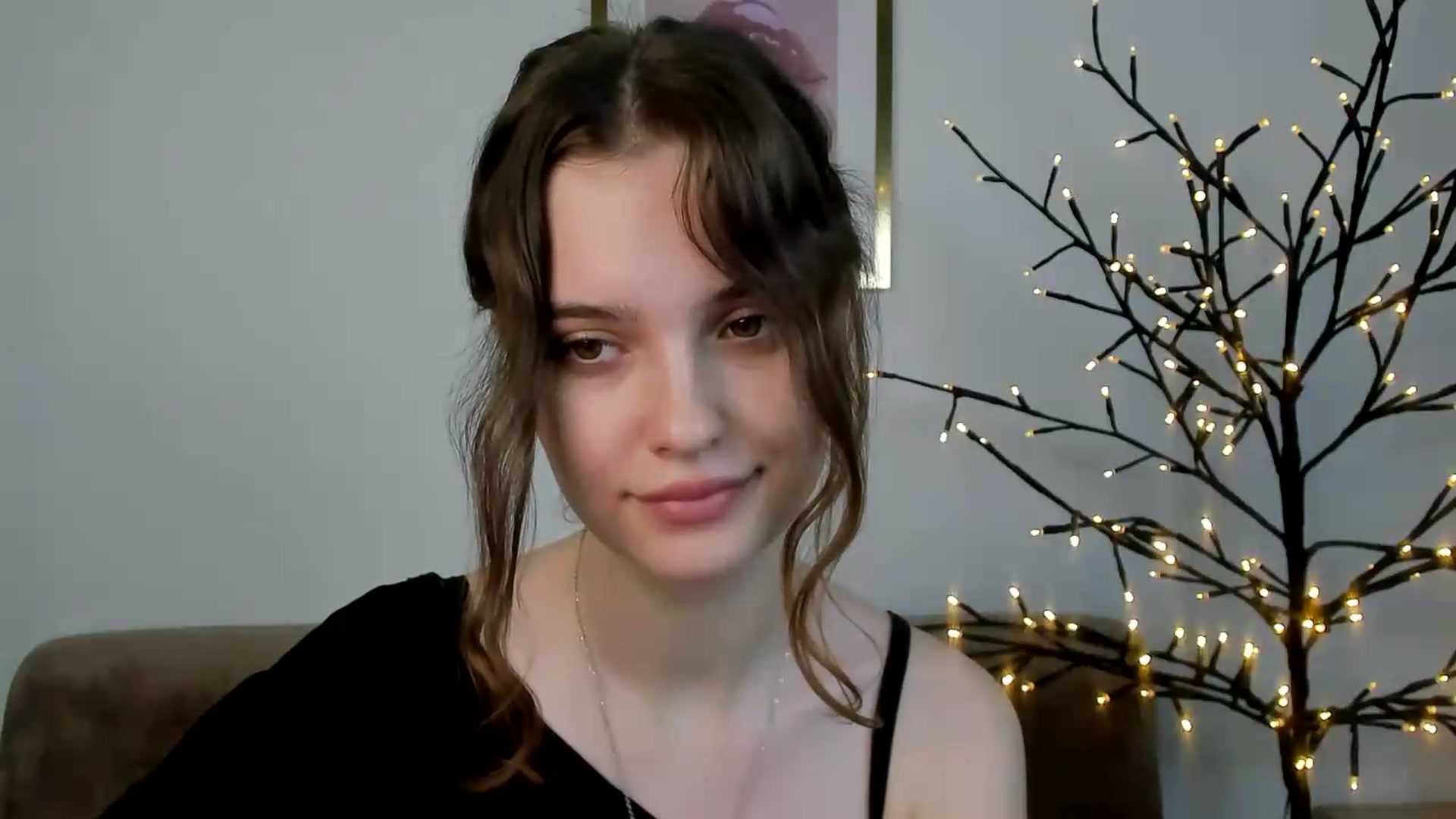 Gallery image thumbnail from KristiGant's myfreecams stream on, 07/01/2026, 14:11 image 18 of 20