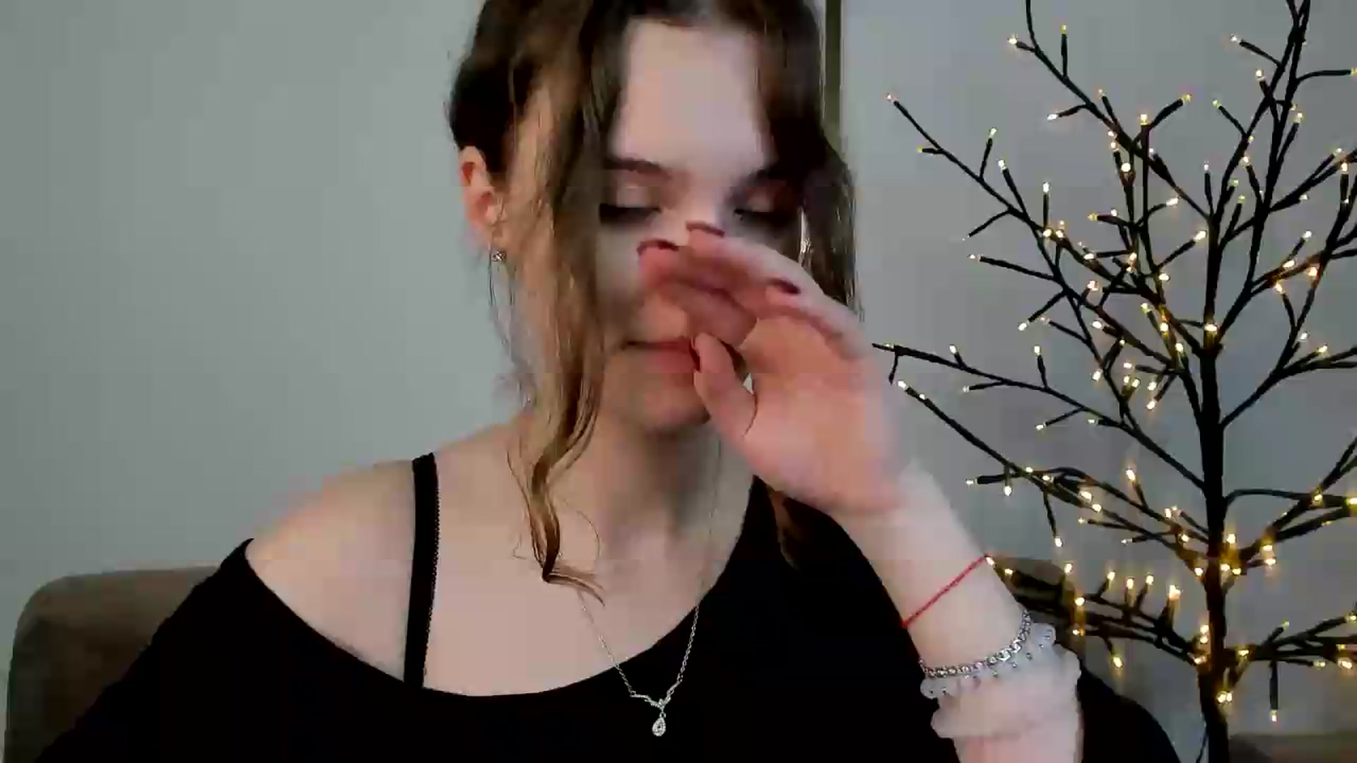Gallery image thumbnail from KristiGant's myfreecams stream on, 07/01/2026, 15:50 image 1 of 20
