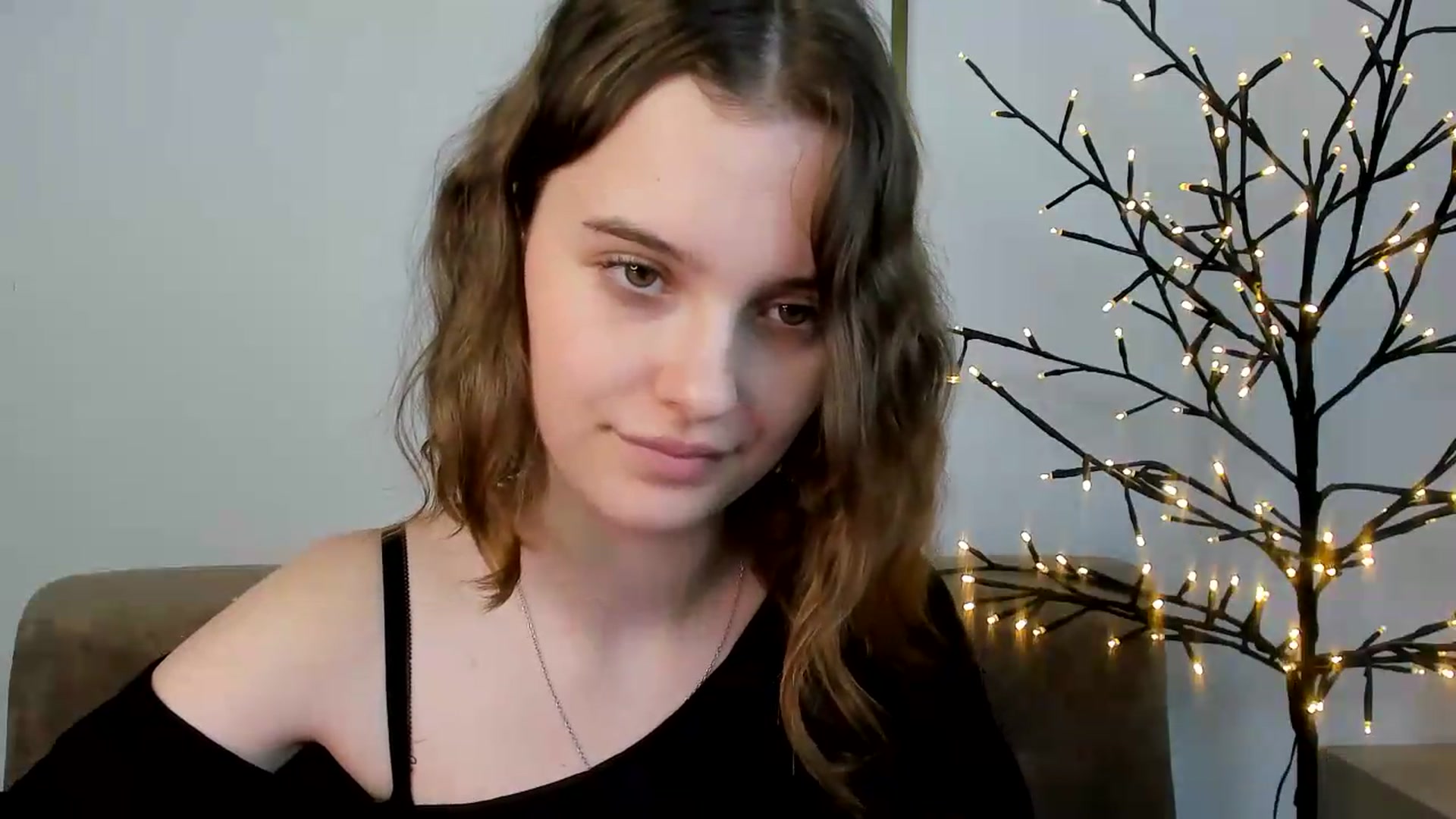 Gallery image thumbnail from KristiGant's myfreecams stream on, 07/01/2026, 16:30 image 10 of 20
