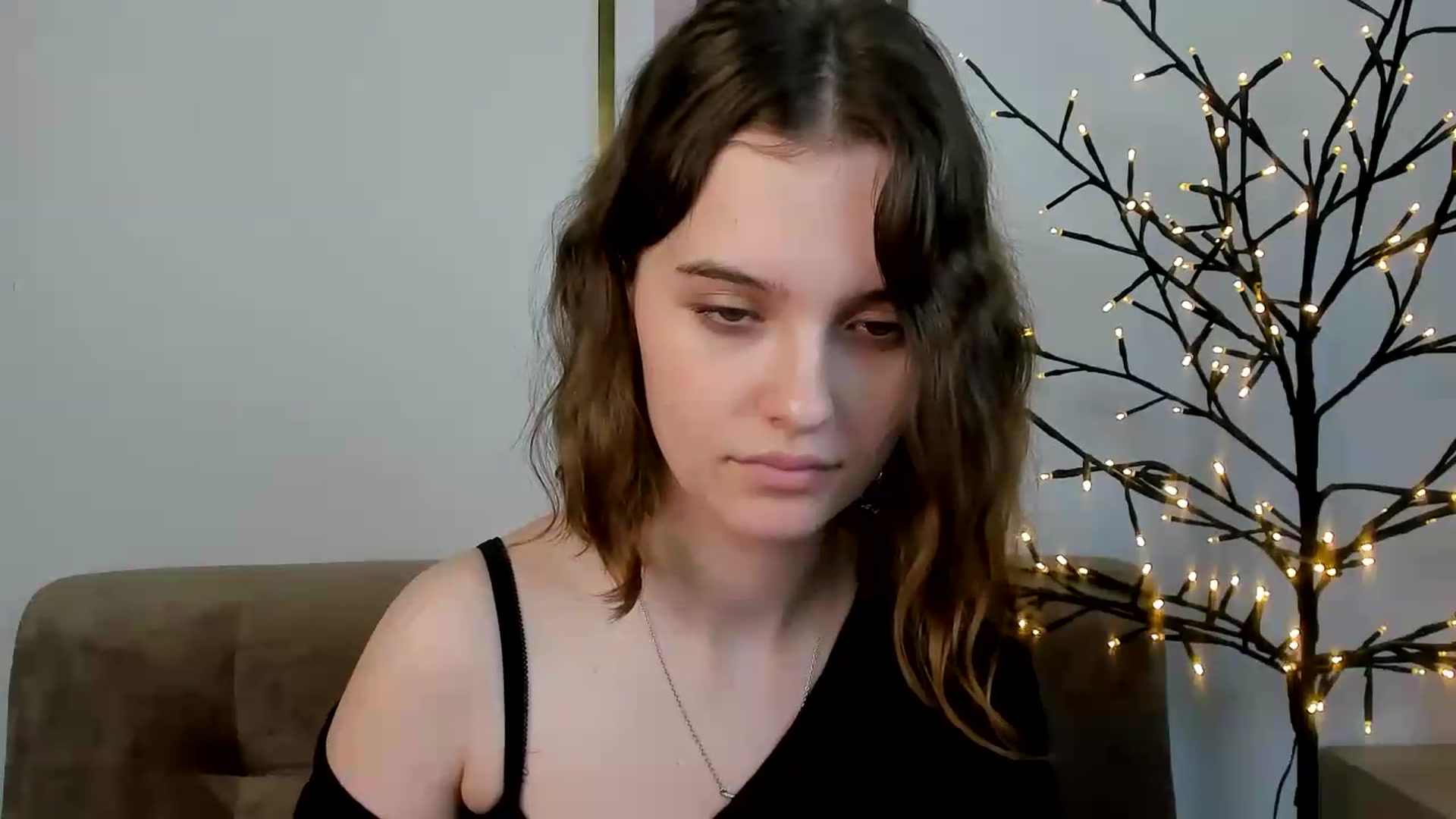Gallery image thumbnail from KristiGant's myfreecams stream on, 07/01/2026, 16:30 image 17 of 20