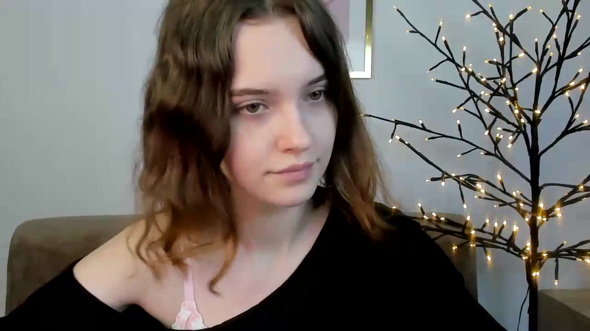 Gallery image thumbnail from KristiGant's myfreecams stream on, 07/02/2026, 13:22 image 8 of 20