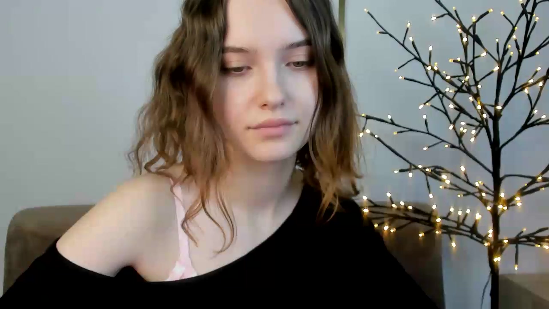 Gallery image thumbnail from KristiGant's myfreecams stream on, 07/02/2026, 13:22 image 18 of 20