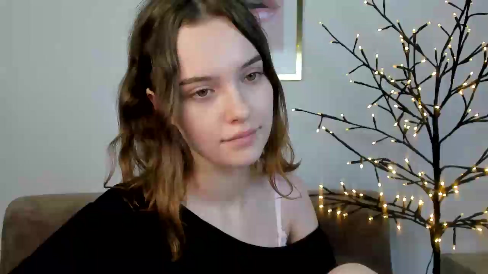 Gallery image thumbnail from KristiGant's myfreecams stream on, 07/02/2026, 14:14 image 12 of 20