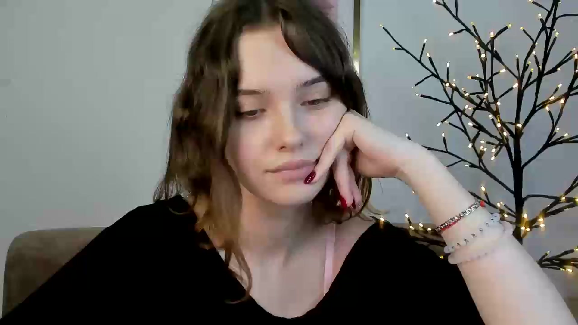 Gallery image thumbnail from KristiGant's myfreecams stream on, 07/02/2026, 14:14 image 6 of 20