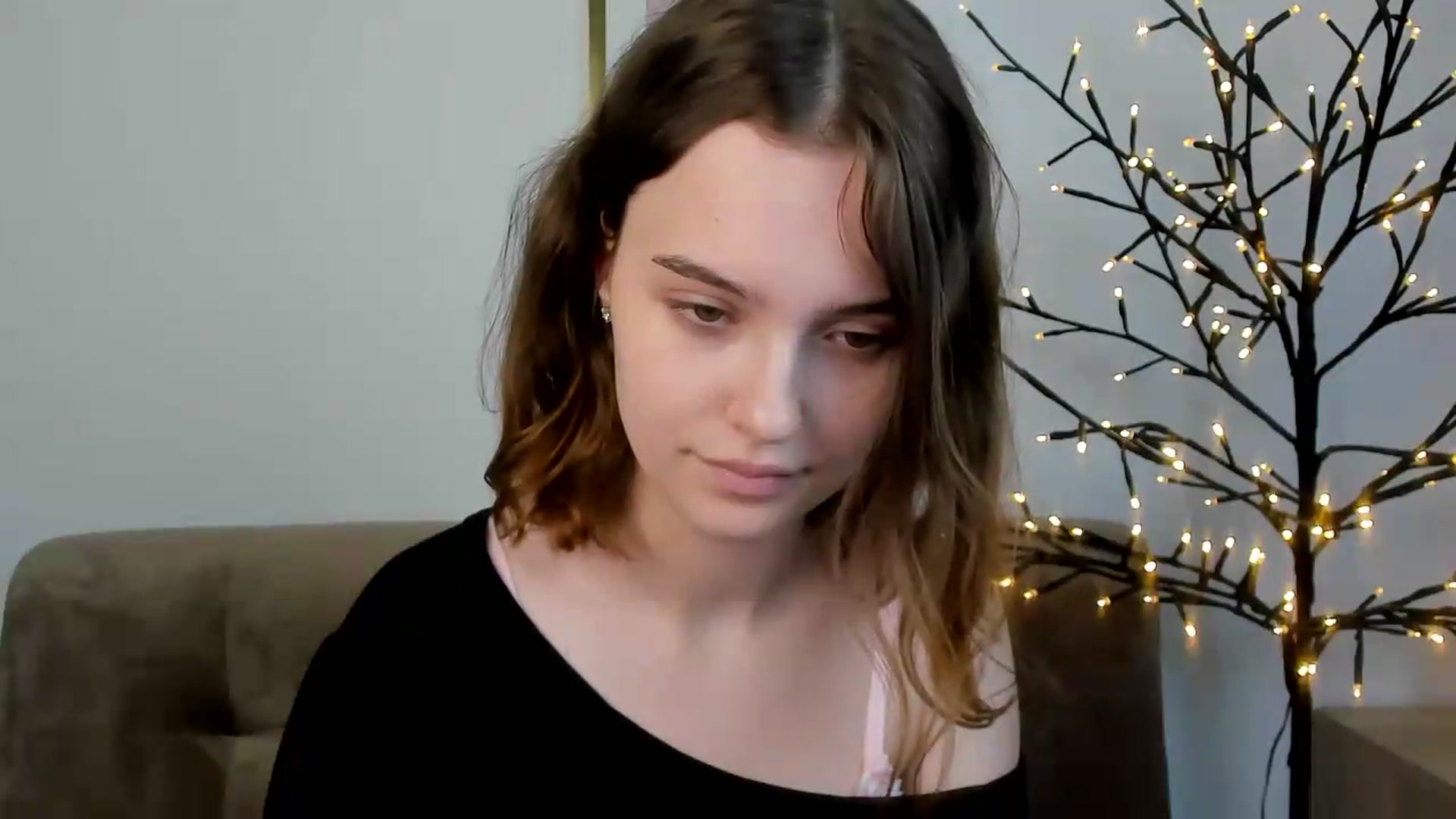 Gallery image thumbnail from KristiGant's myfreecams stream on, 07/02/2026, 15:02 image 4 of 20