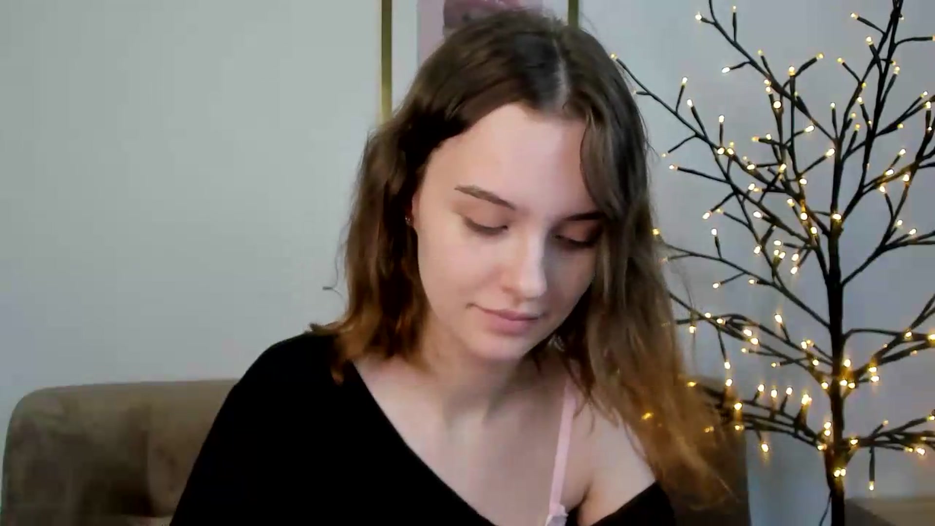 Gallery image thumbnail from KristiGant's myfreecams stream on, 07/02/2026, 15:02 image 15 of 20