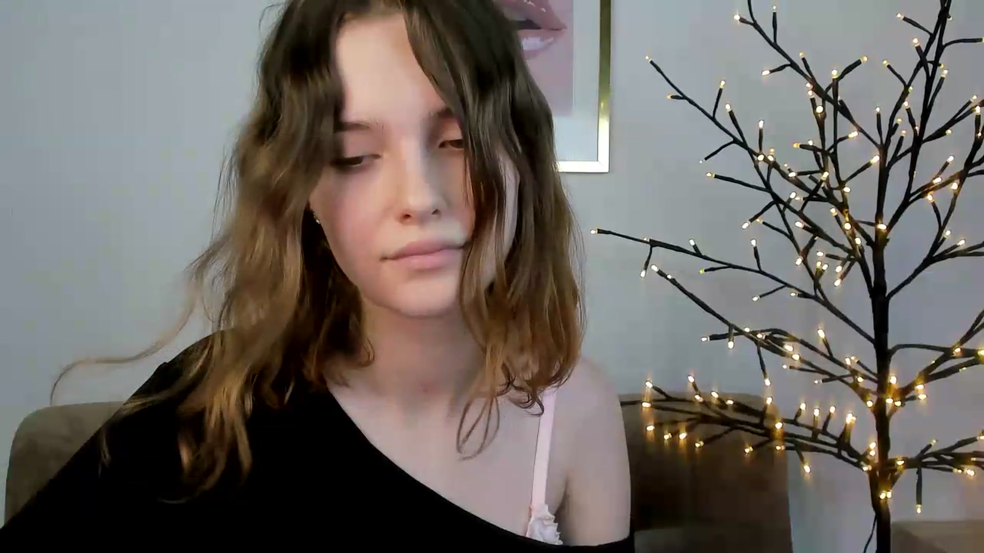 Gallery image thumbnail from KristiGant's myfreecams stream on, 07/02/2026, 15:31 image 5 of 20