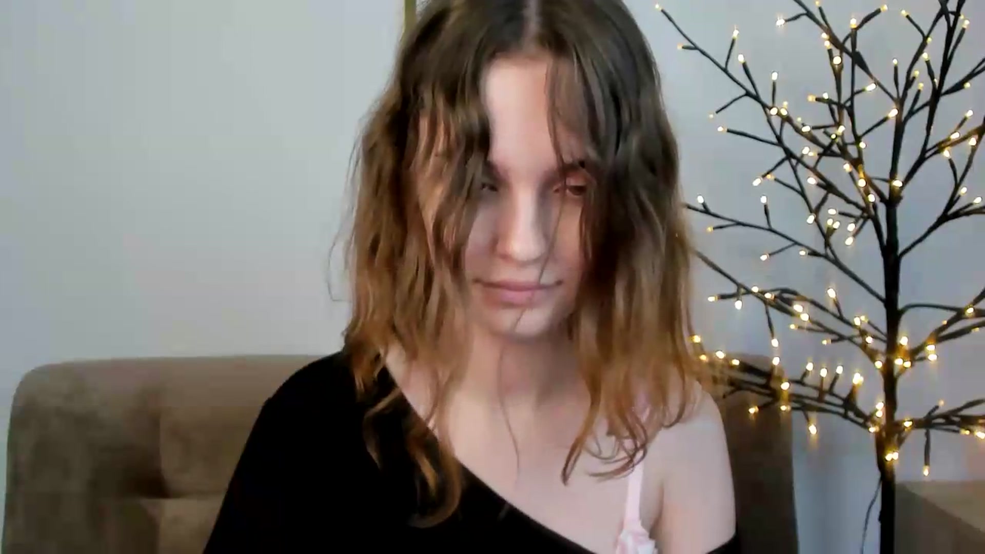 Gallery image thumbnail from KristiGant's myfreecams stream on, 07/02/2026, 15:31 image 7 of 20