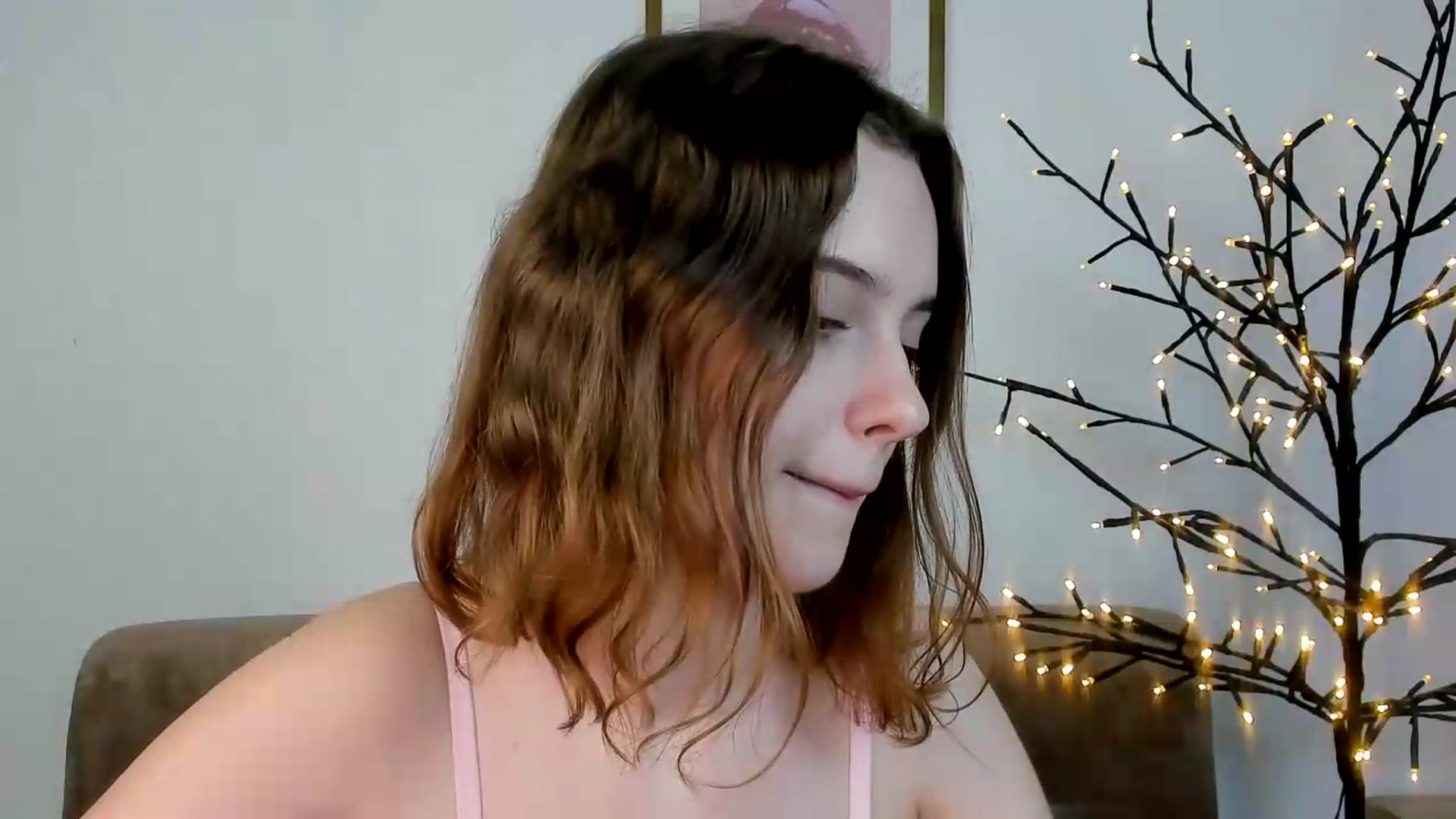 Gallery image thumbnail from KristiGant's myfreecams stream on, 07/02/2026, 16:29 image 6 of 20