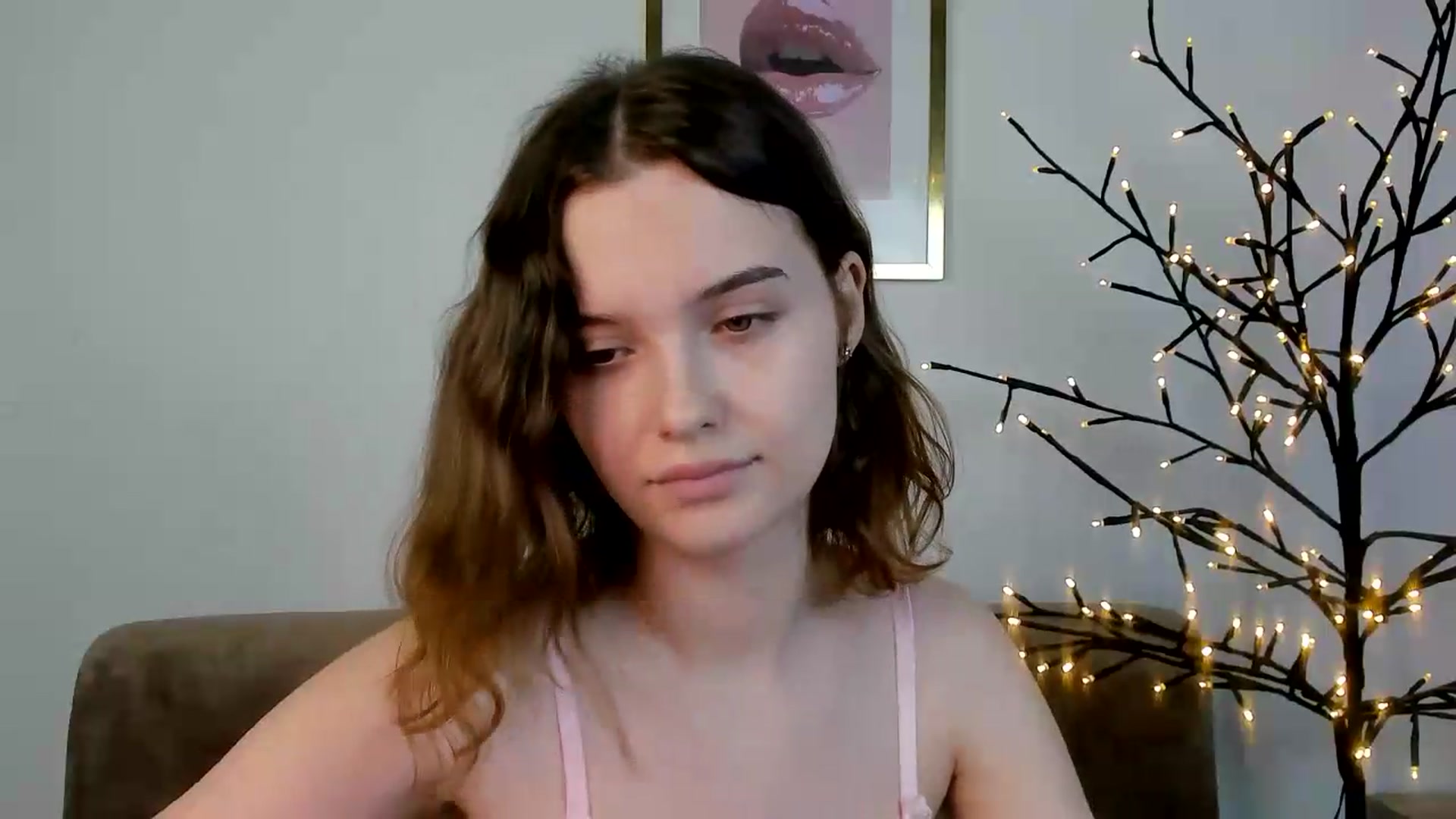 Gallery image thumbnail from KristiGant's myfreecams stream on, 07/02/2026, 16:29 image 9 of 20