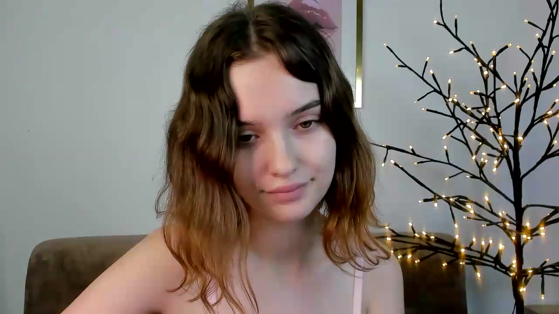 Gallery image thumbnail from KristiGant's myfreecams stream on, 07/02/2026, 16:29 image 10 of 20