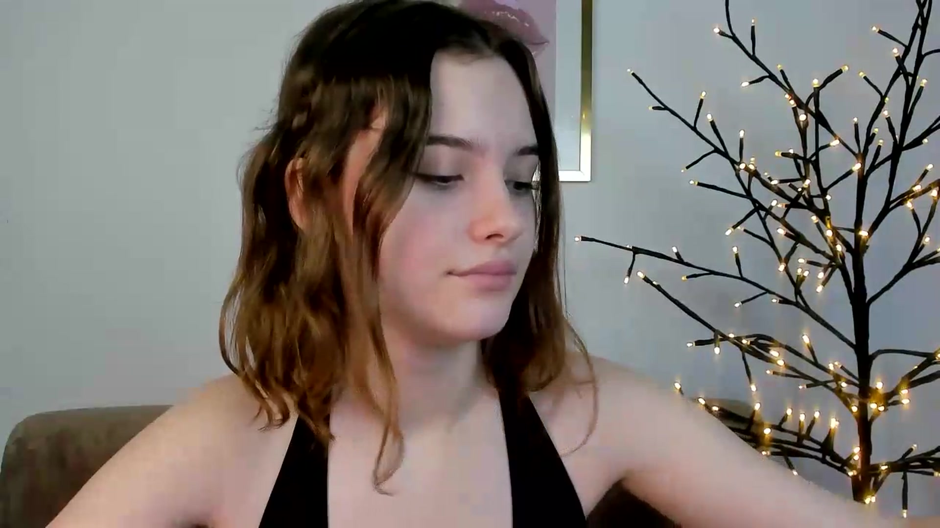 Gallery image thumbnail from KristiGant's myfreecams stream on, 07/03/2026, 12:31 image 16 of 20