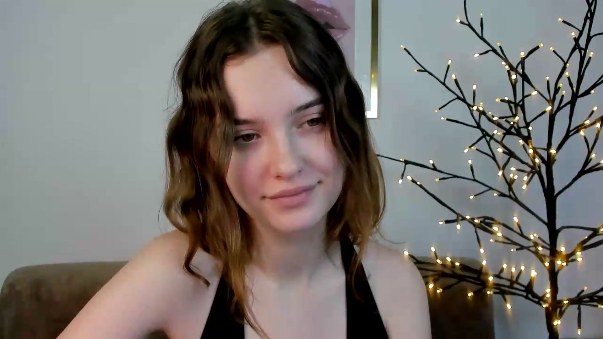Gallery image thumbnail from KristiGant's myfreecams stream on, 07/03/2026, 12:31 image 15 of 20