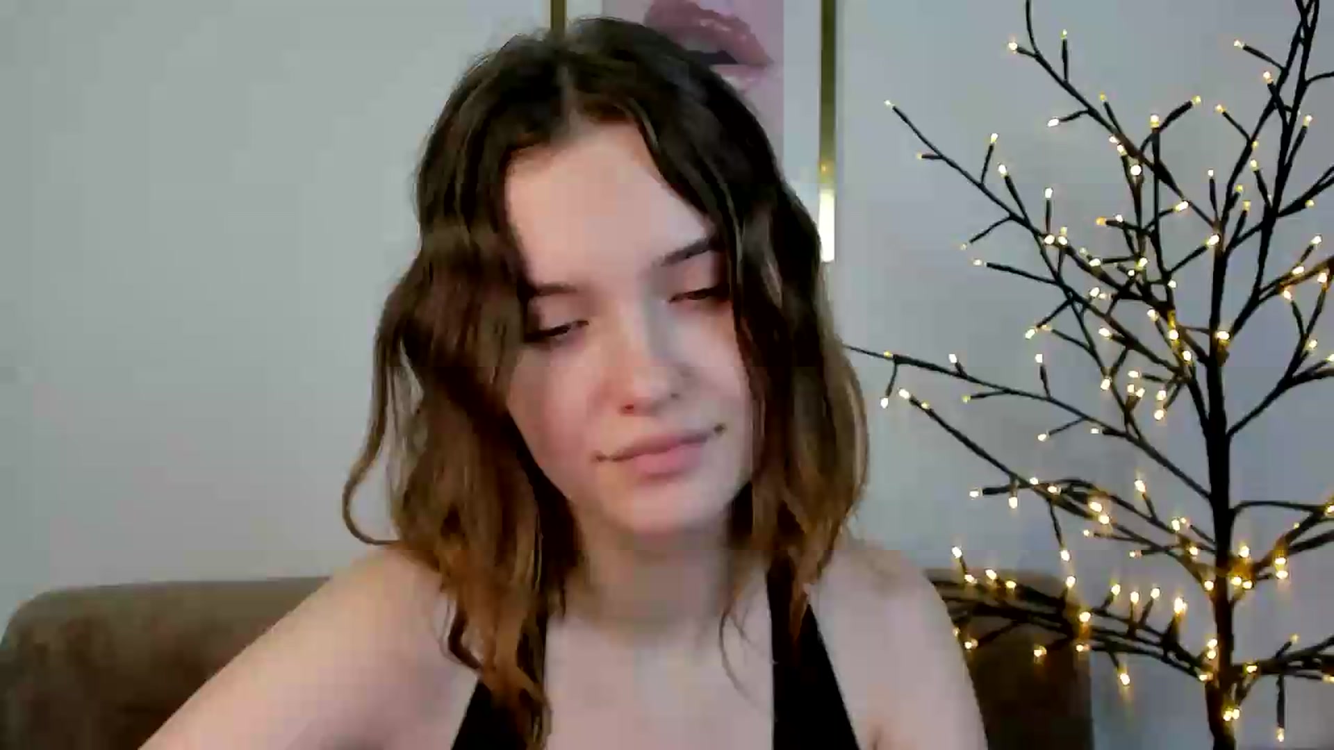 Gallery image thumbnail from KristiGant's myfreecams stream on, 07/03/2026, 12:31 image 17 of 20