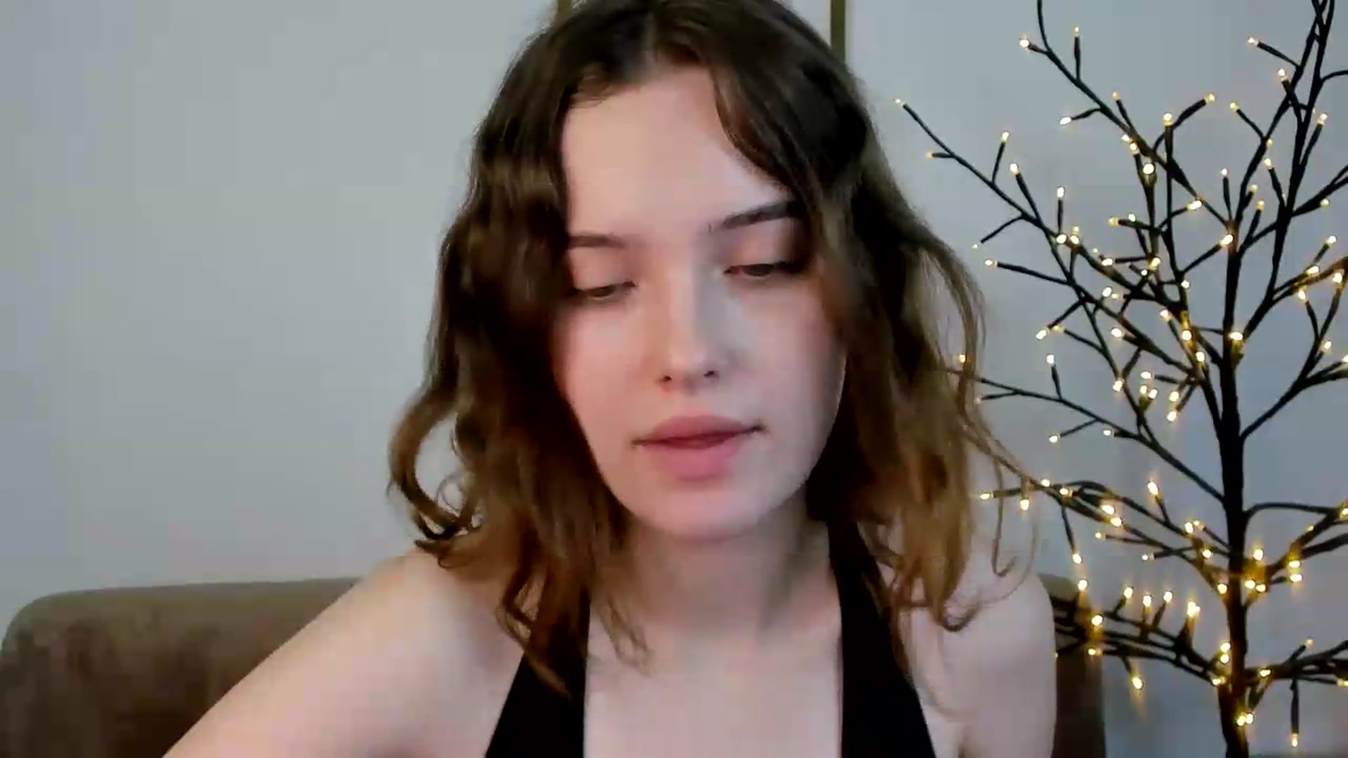 Gallery image thumbnail from KristiGant's myfreecams stream on, 07/03/2026, 12:31 image 10 of 20