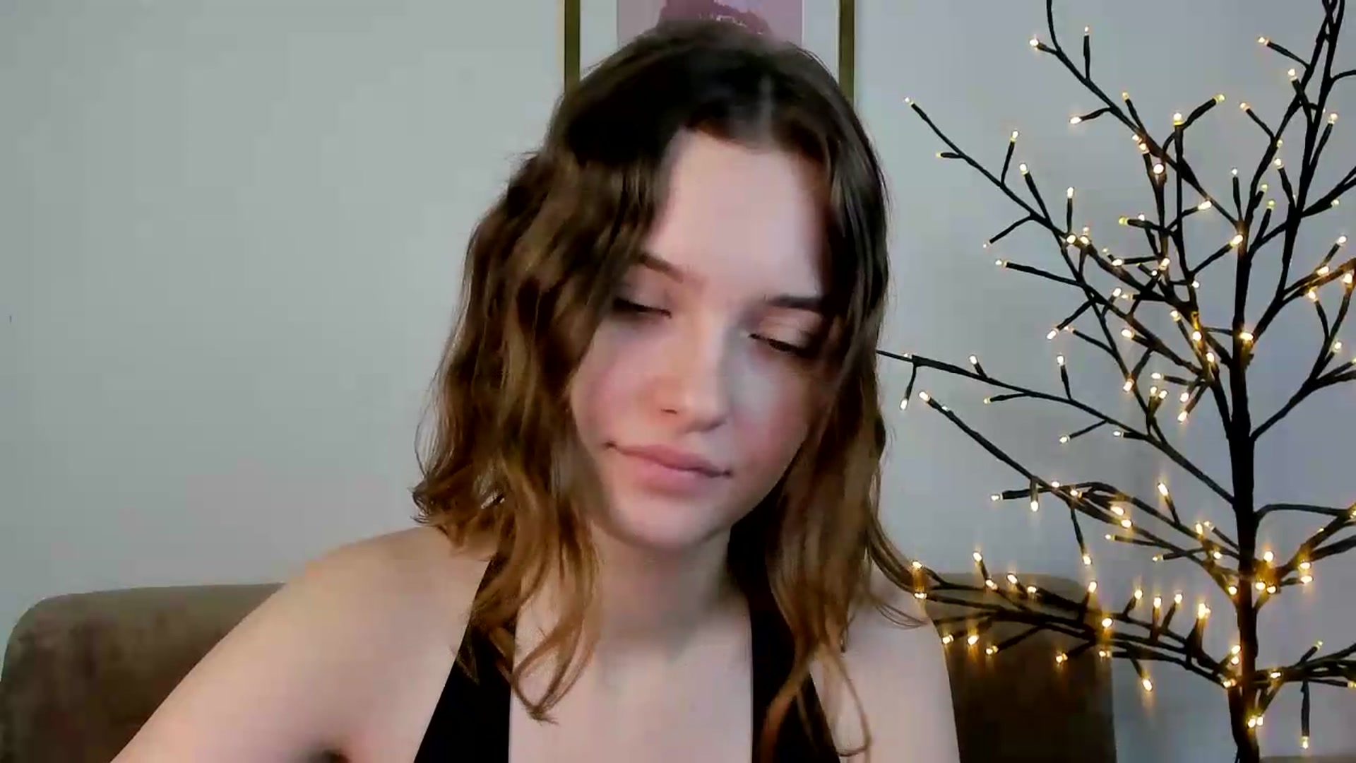 Gallery image thumbnail from KristiGant's myfreecams stream on, 07/03/2026, 12:31 image 19 of 20